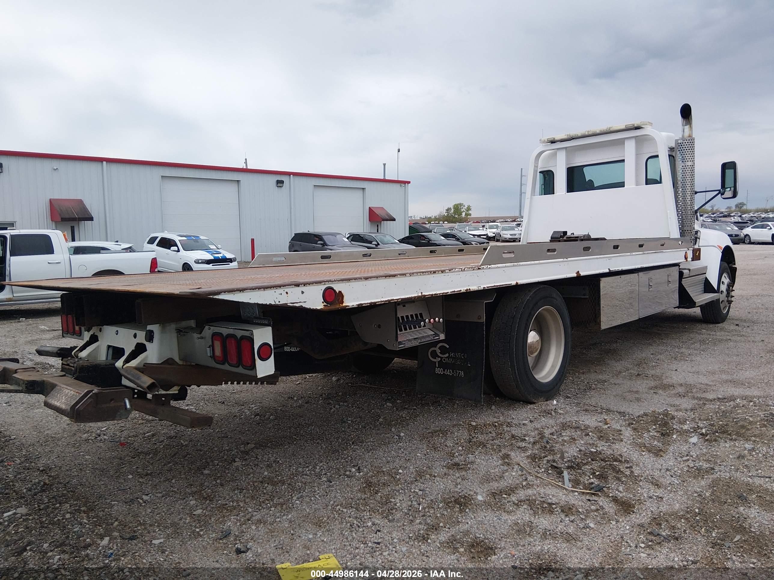 KENWORTH T3 image 4