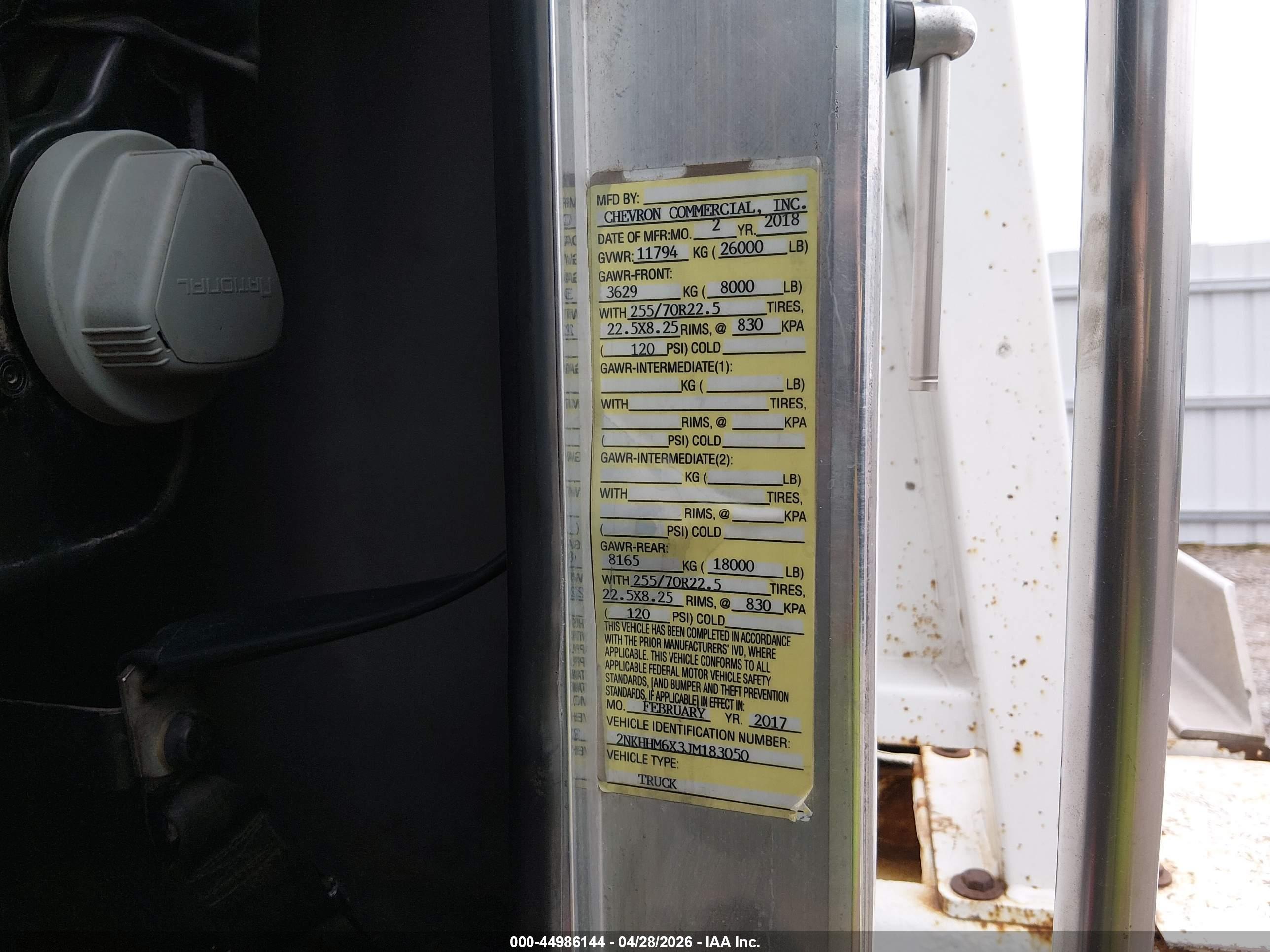 KENWORTH T3 image 9