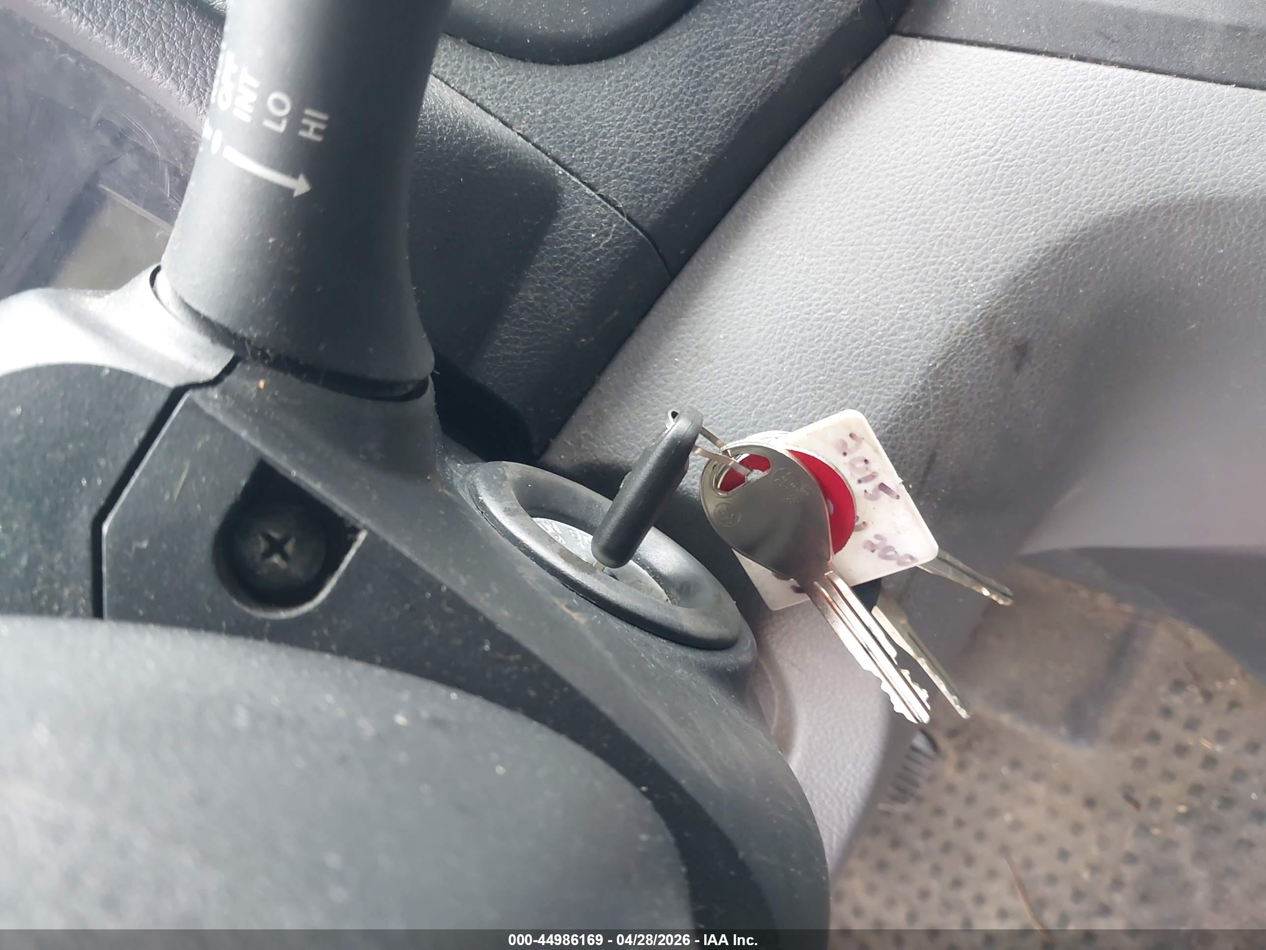 NISSAN NV200 image 11