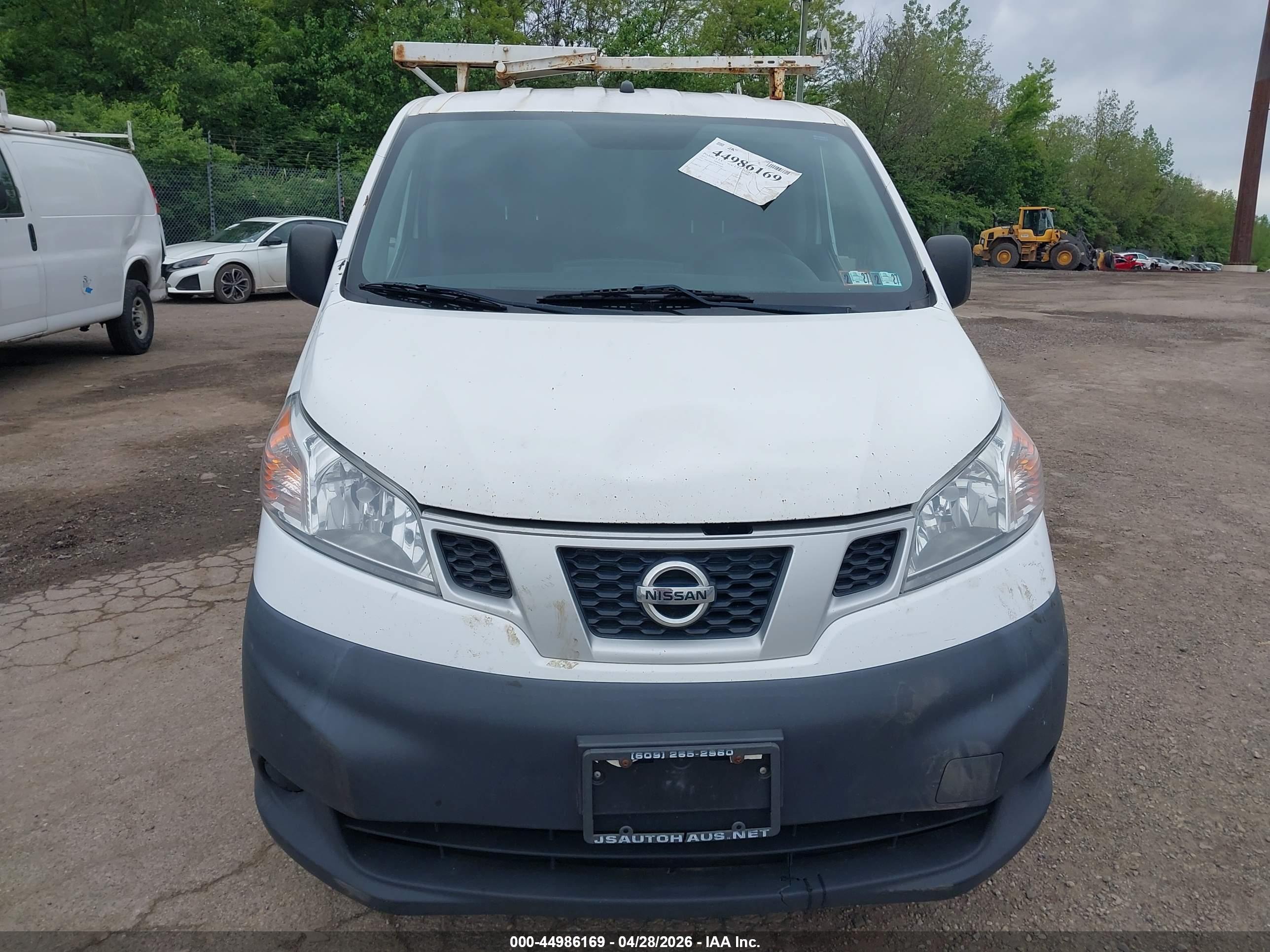 NISSAN NV200 image 6