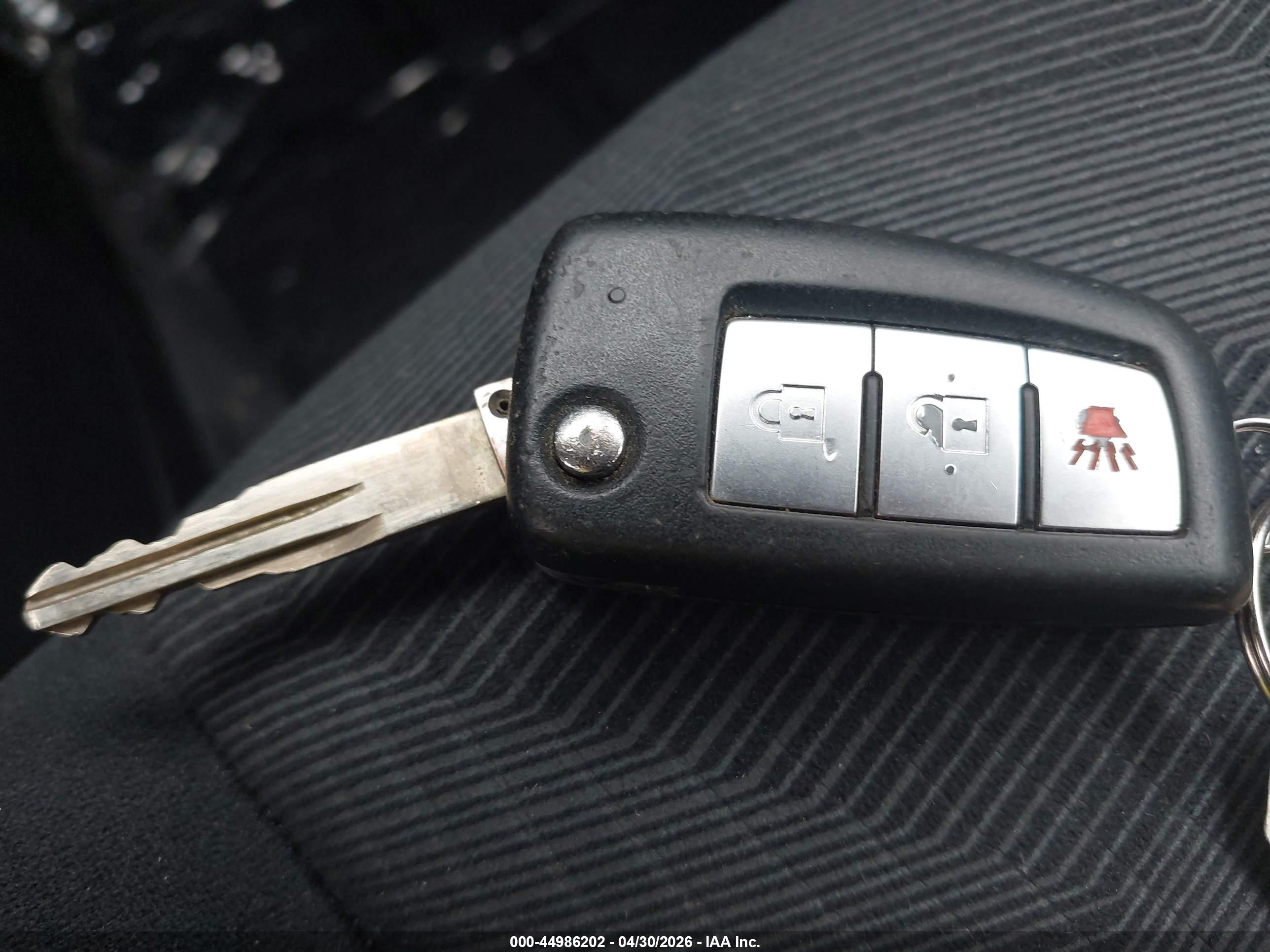 NISSAN ROGUE image 11