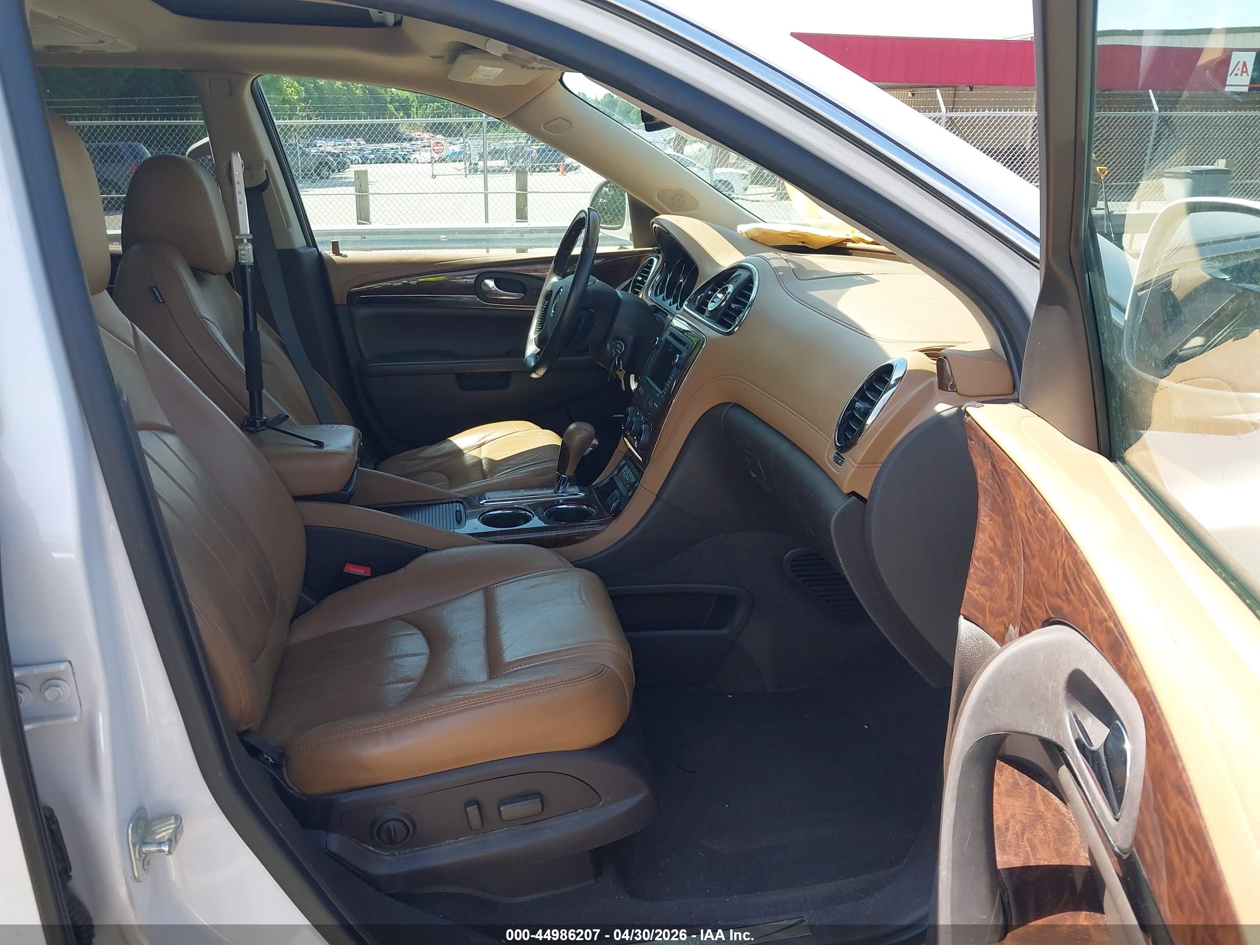 BUICK ENCLAVE image 5