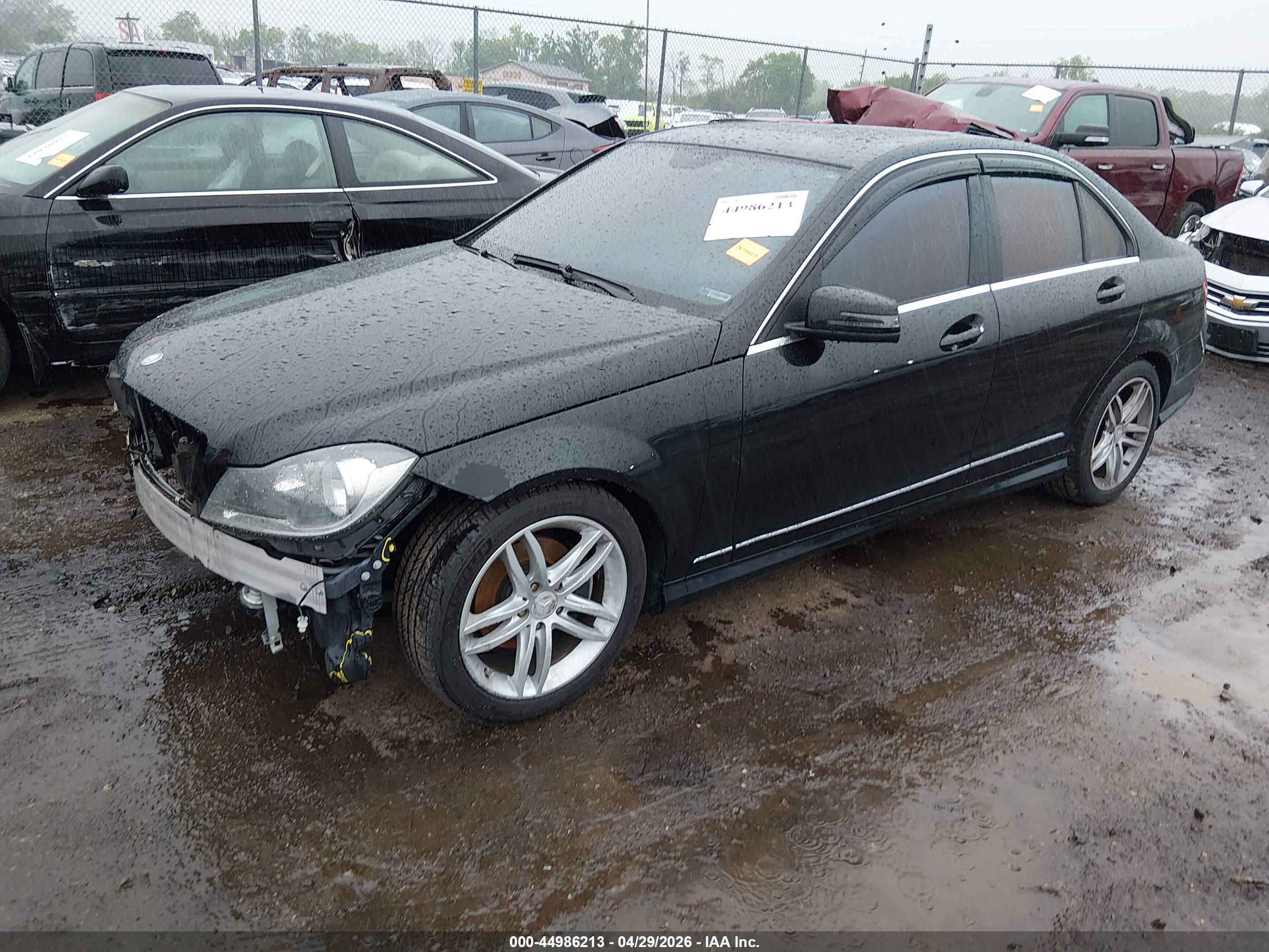 MERCEDES-BENZ C image 2