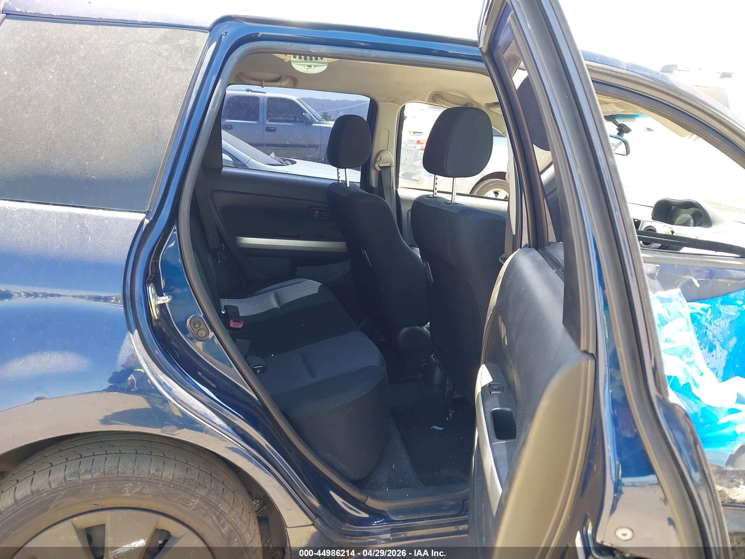 SCION XA image 8