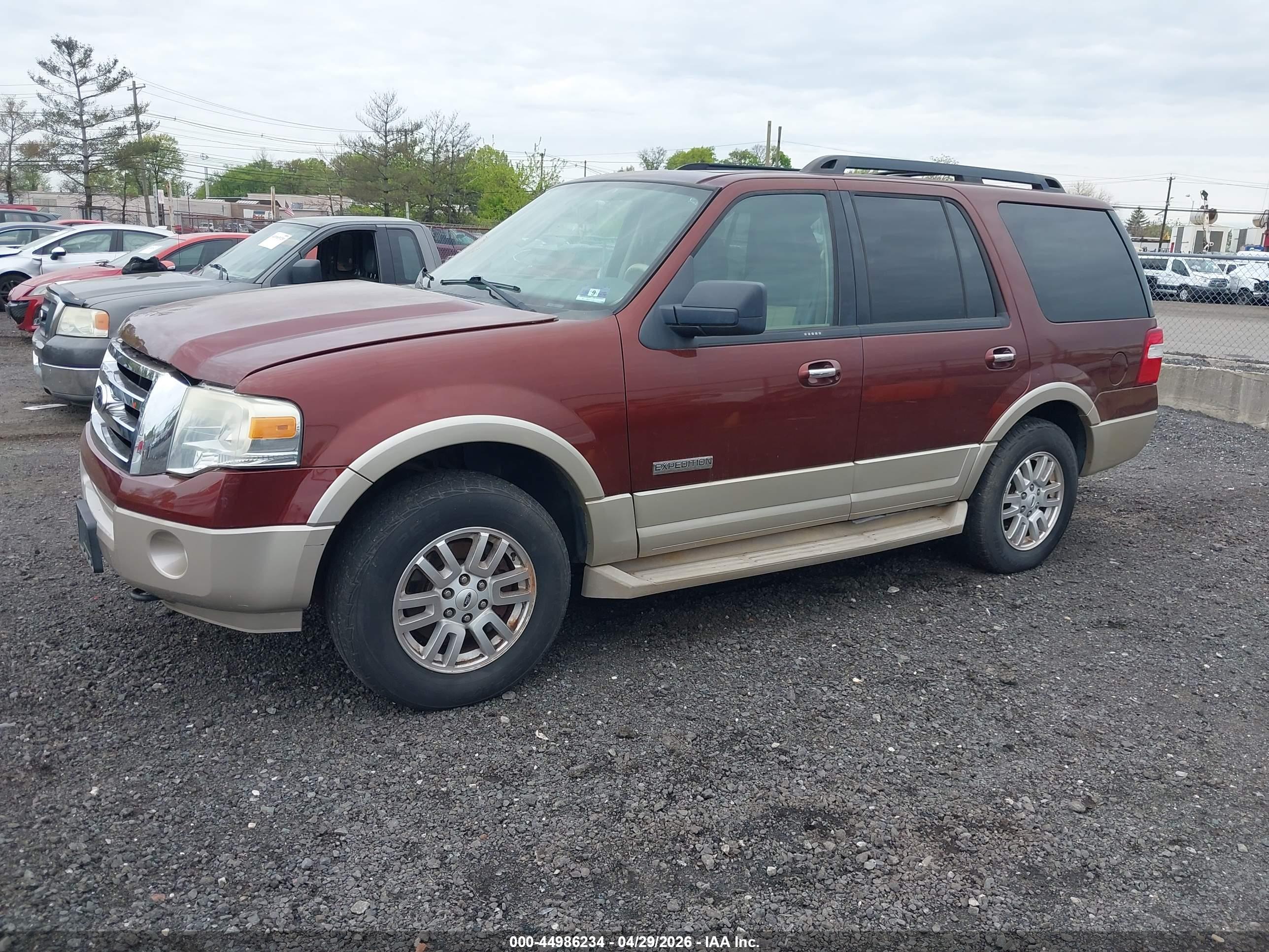 FORD EXPEDITION image 2