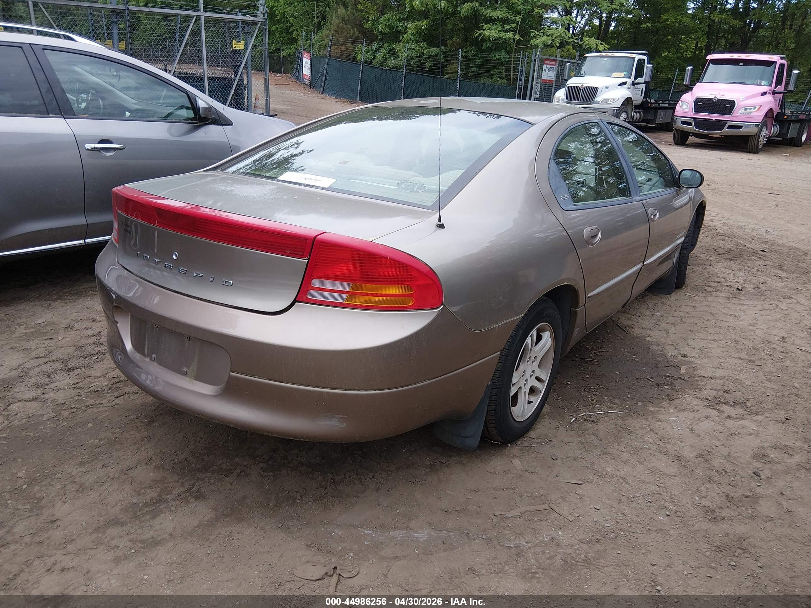 DODGE INTREPID image 4