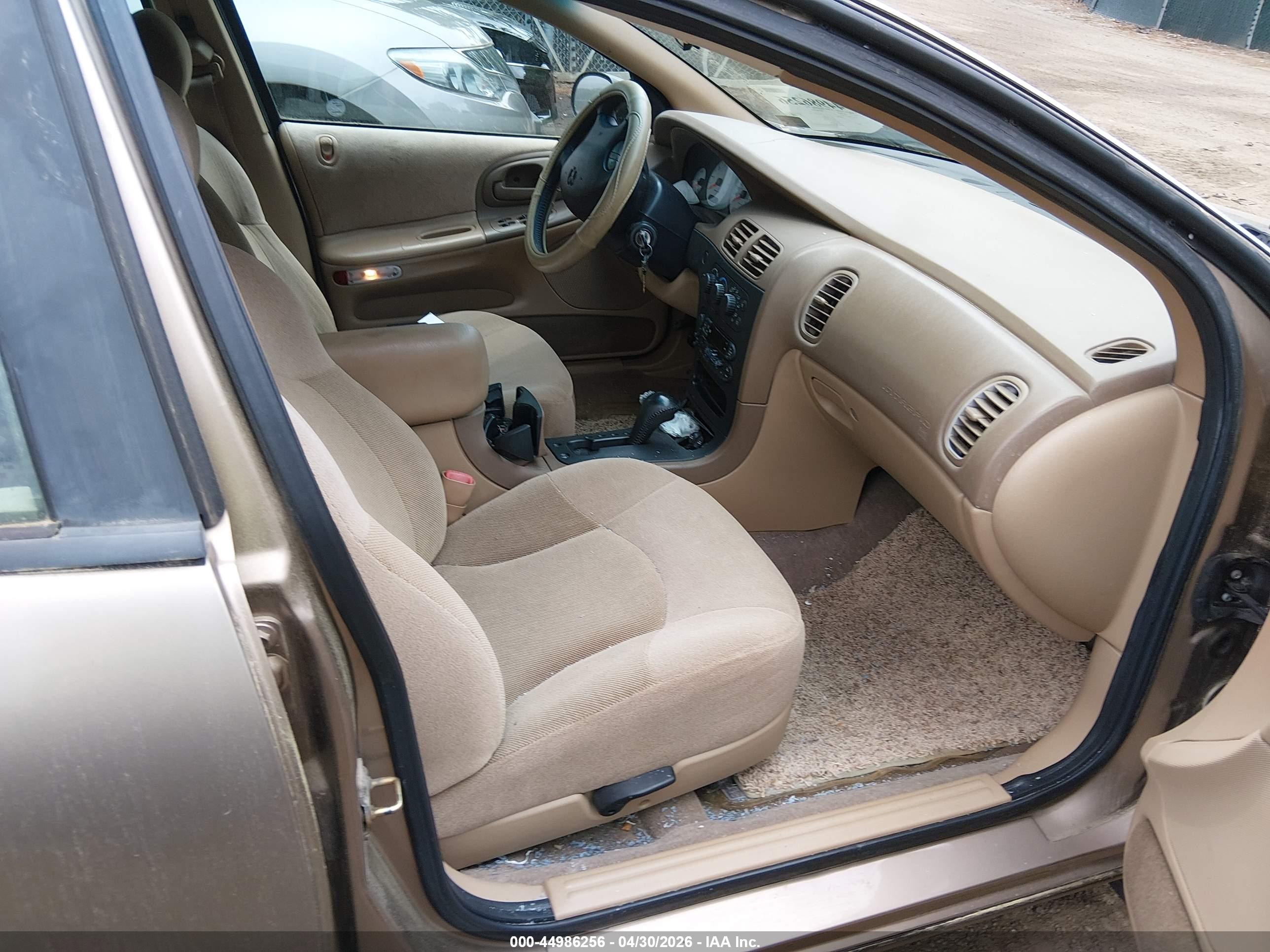 DODGE INTREPID image 5