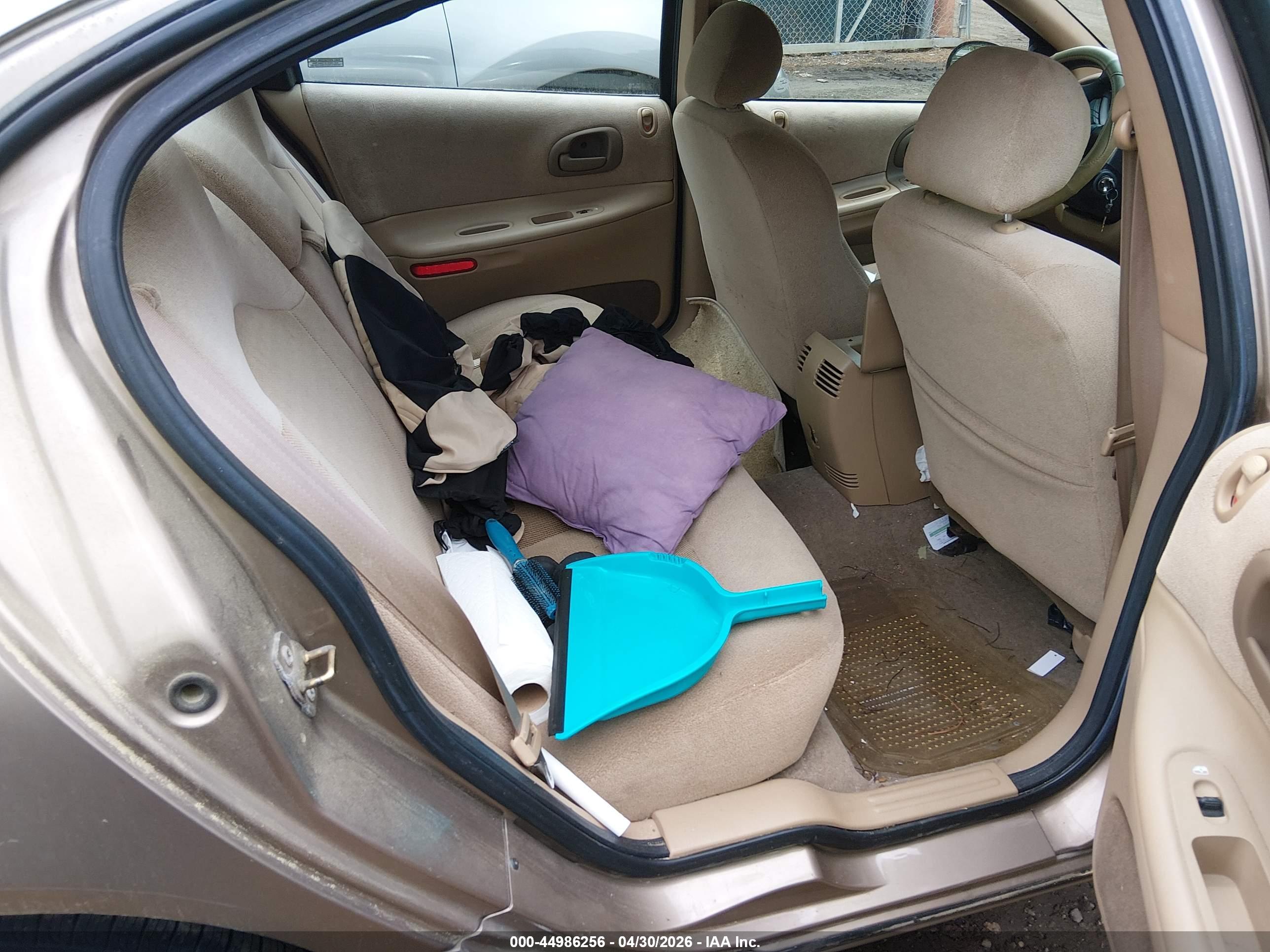 DODGE INTREPID image 8