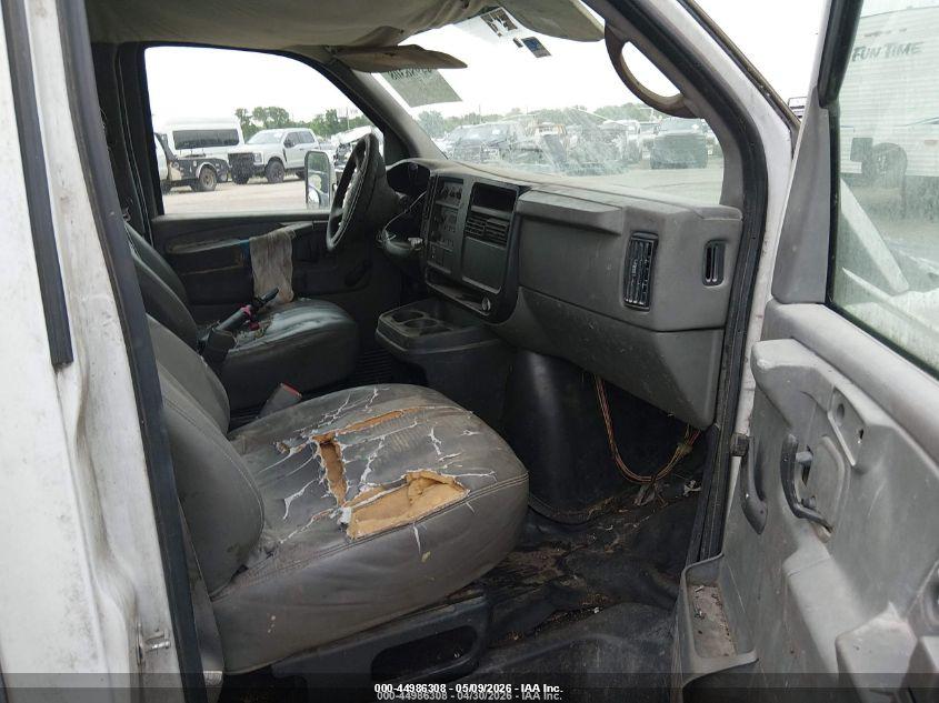 CHEVROLET EXPRESS image 5