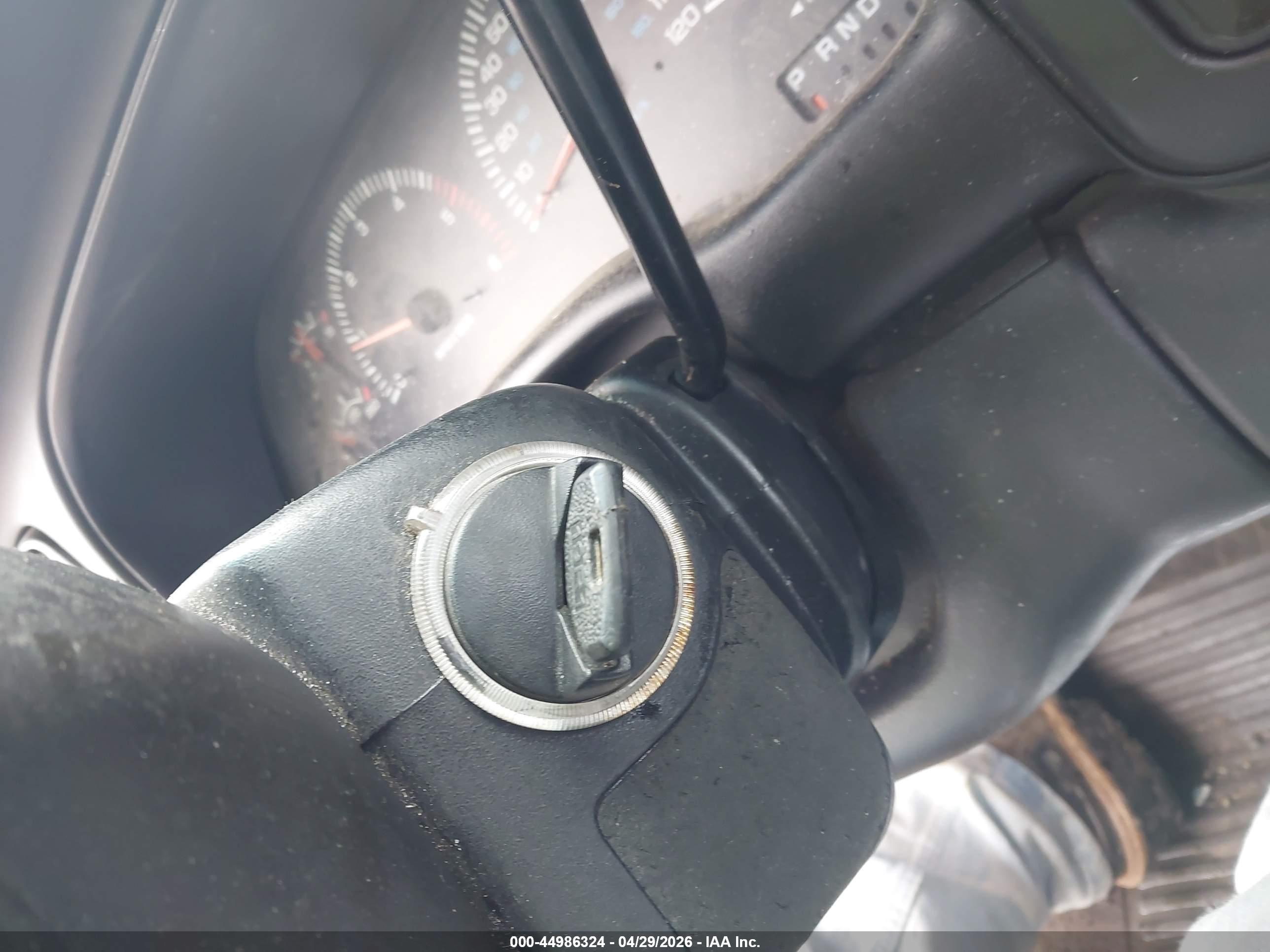 DODGE DAKOTA image 11