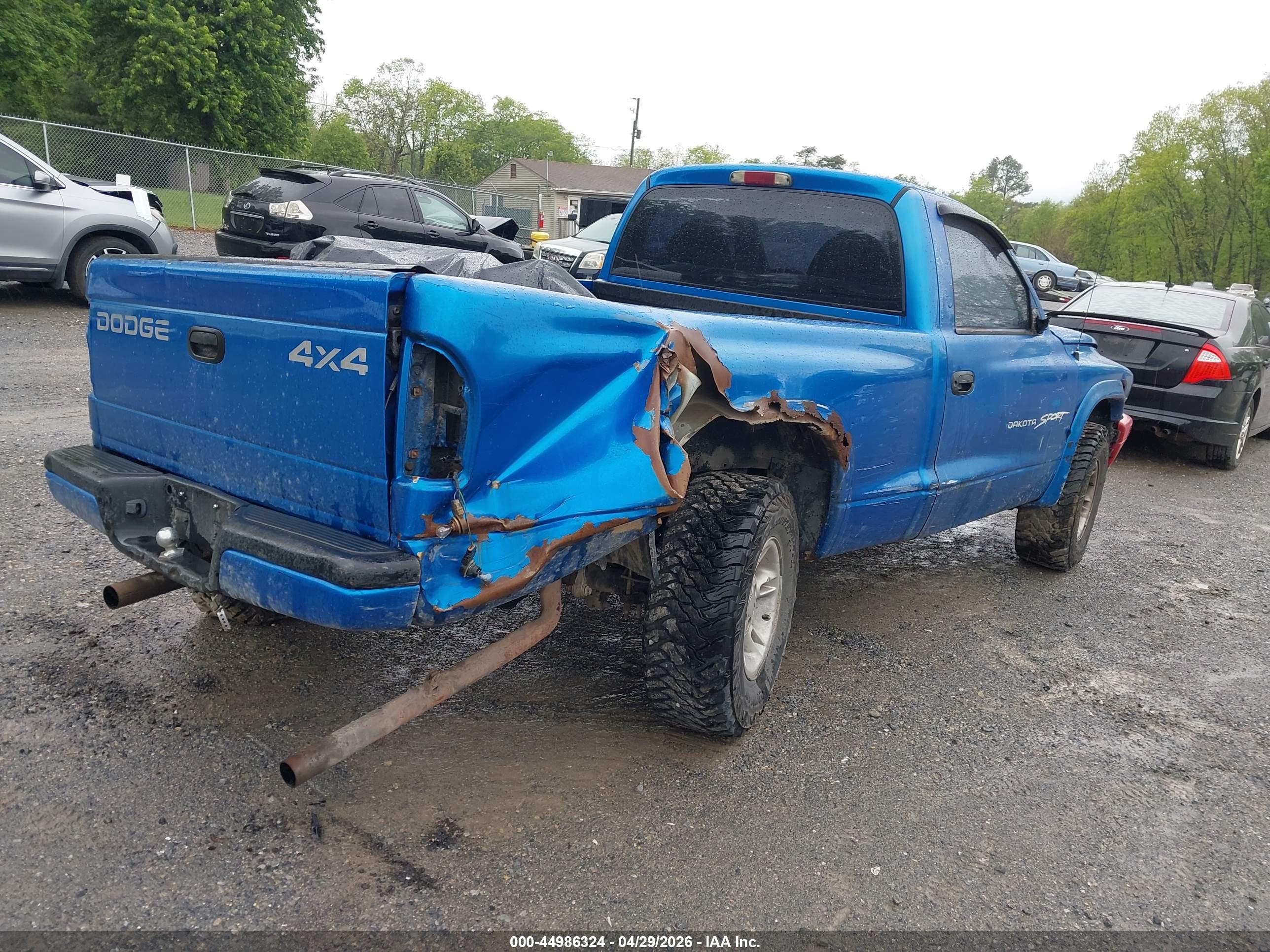 DODGE DAKOTA image 4