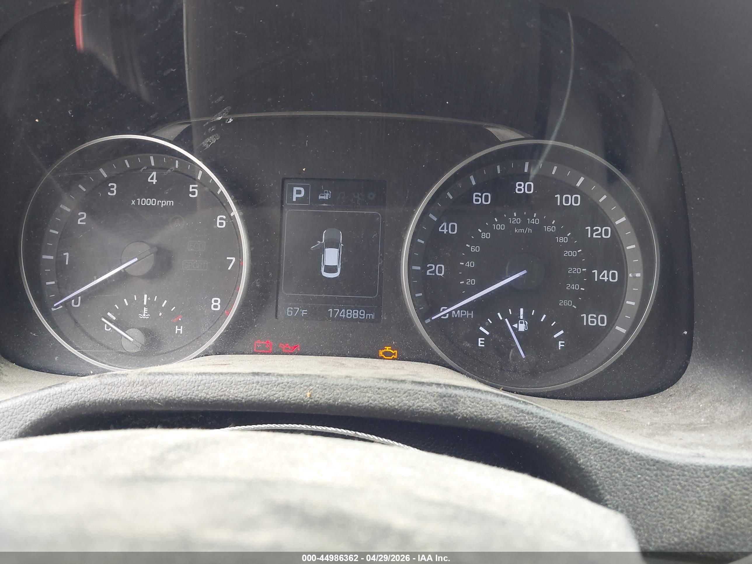 HYUNDAI ELANTRA image 7