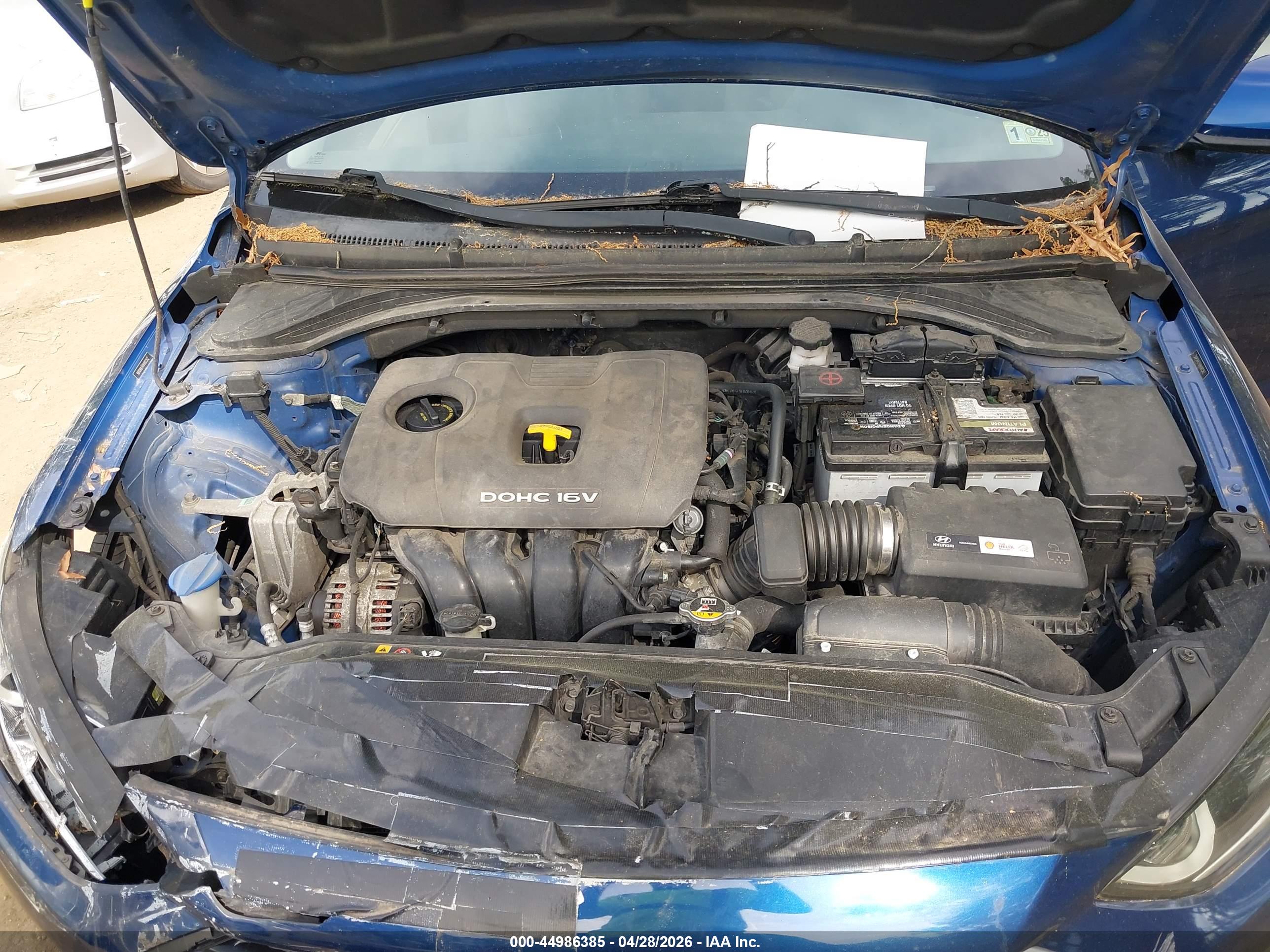 HYUNDAI ELANTRA image 10