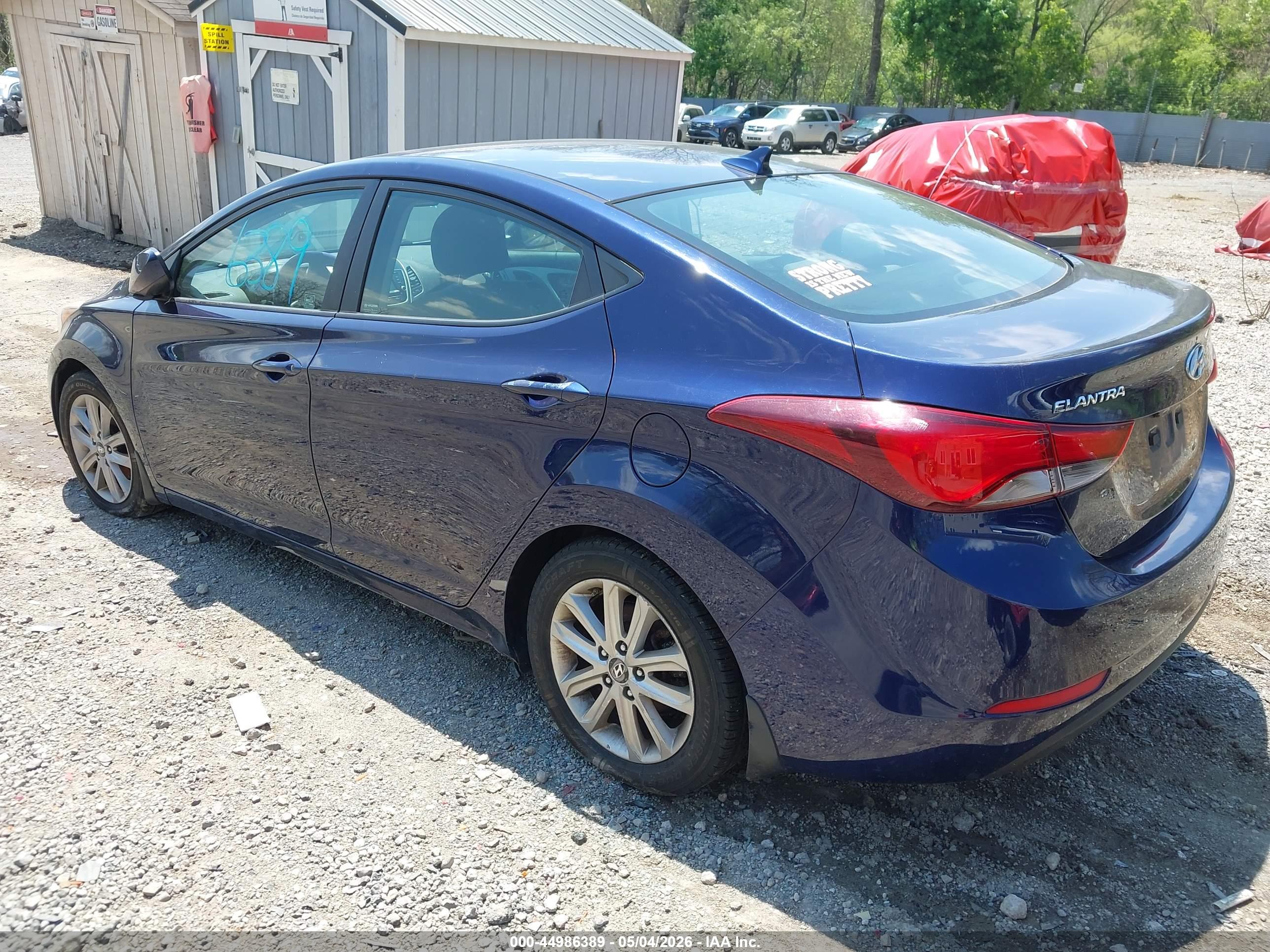 HYUNDAI ELANTRA image 3
