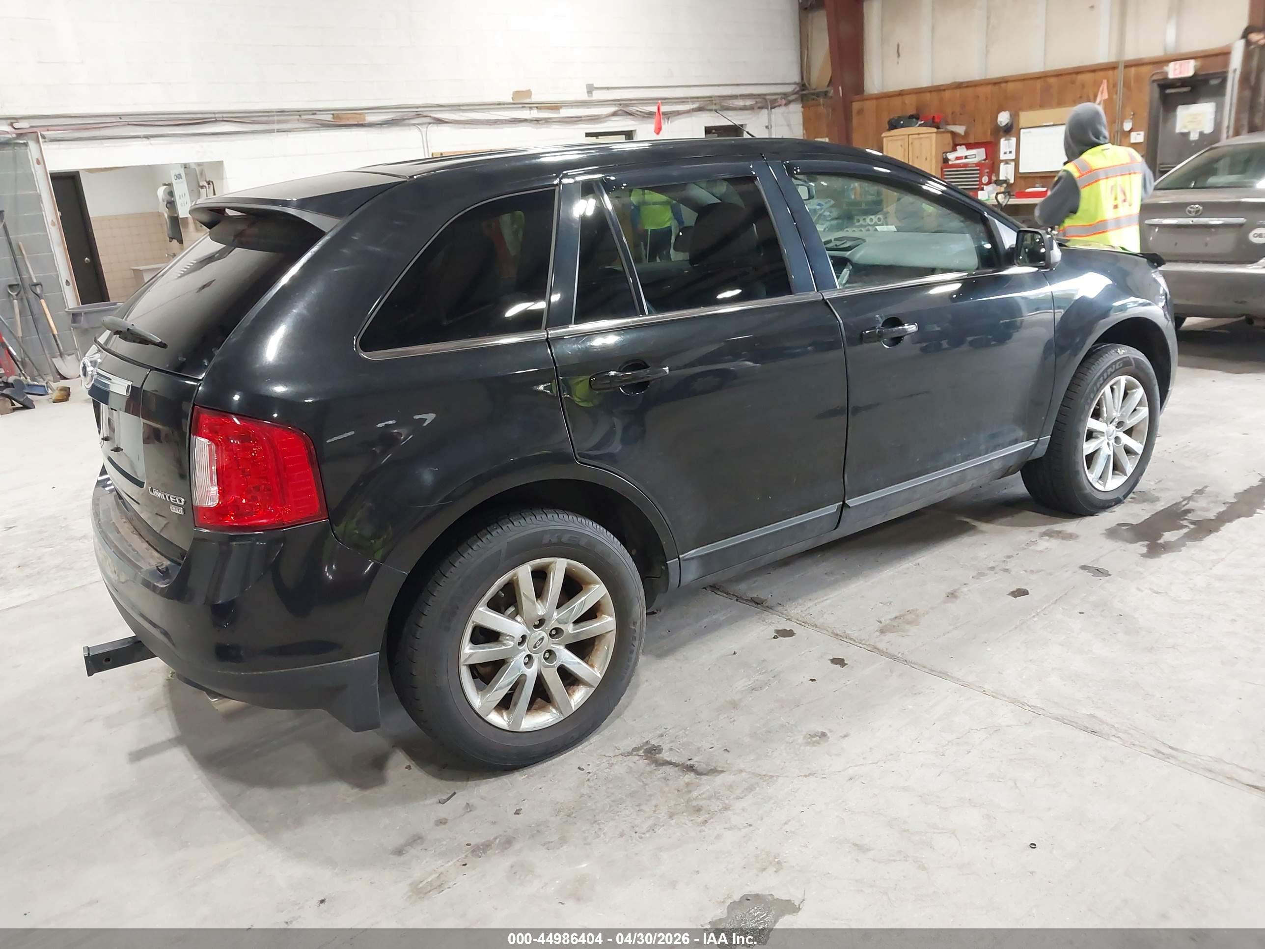 FORD EDGE image 4