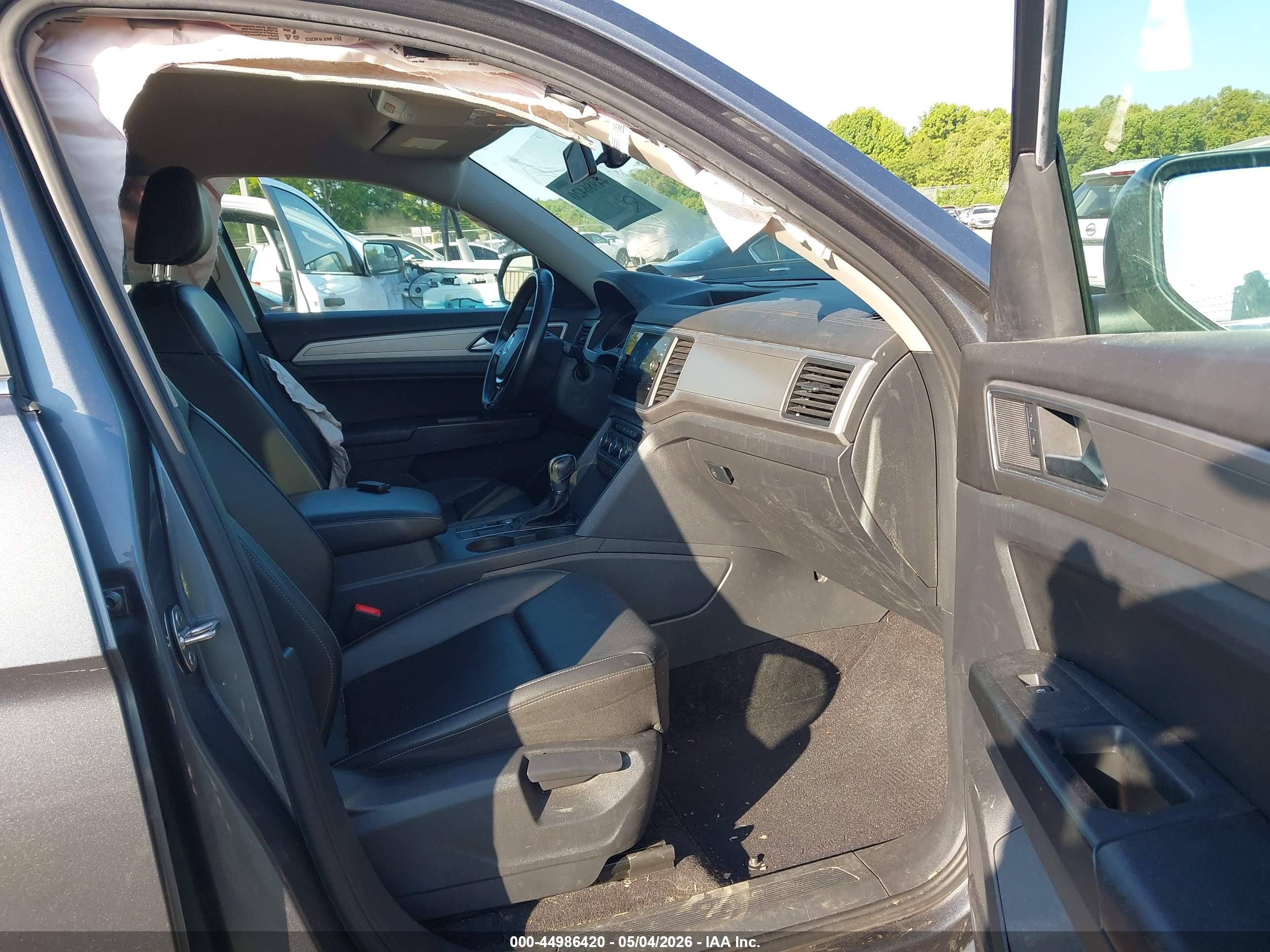 VOLKSWAGEN ATLAS image 5