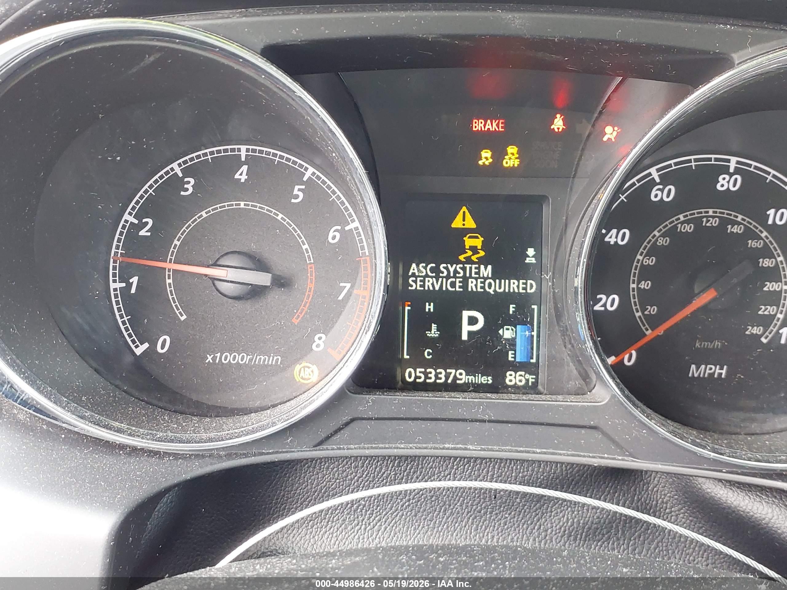 MITSUBISHI OUTLANDER image 7