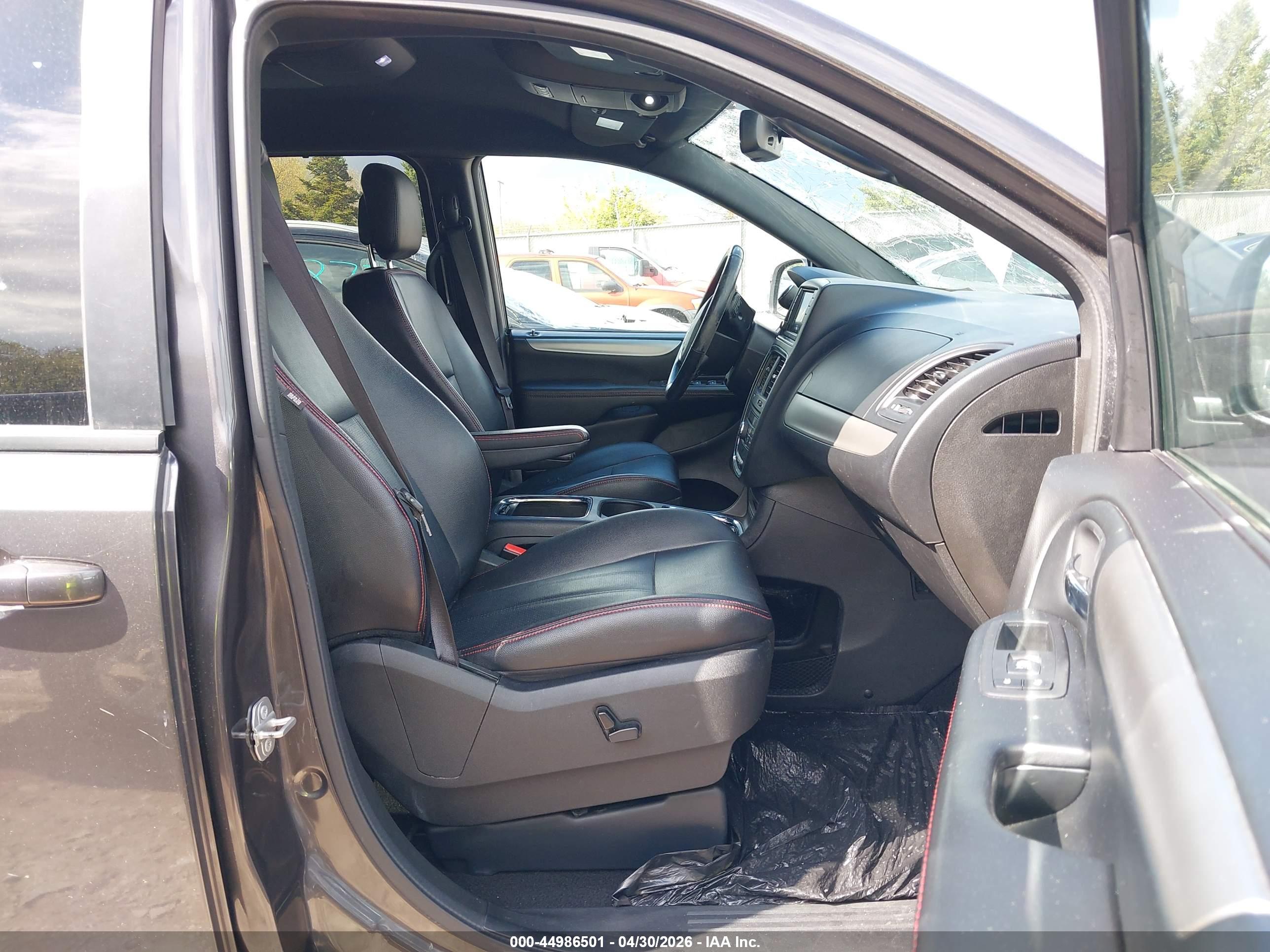 DODGE GRAND image 5