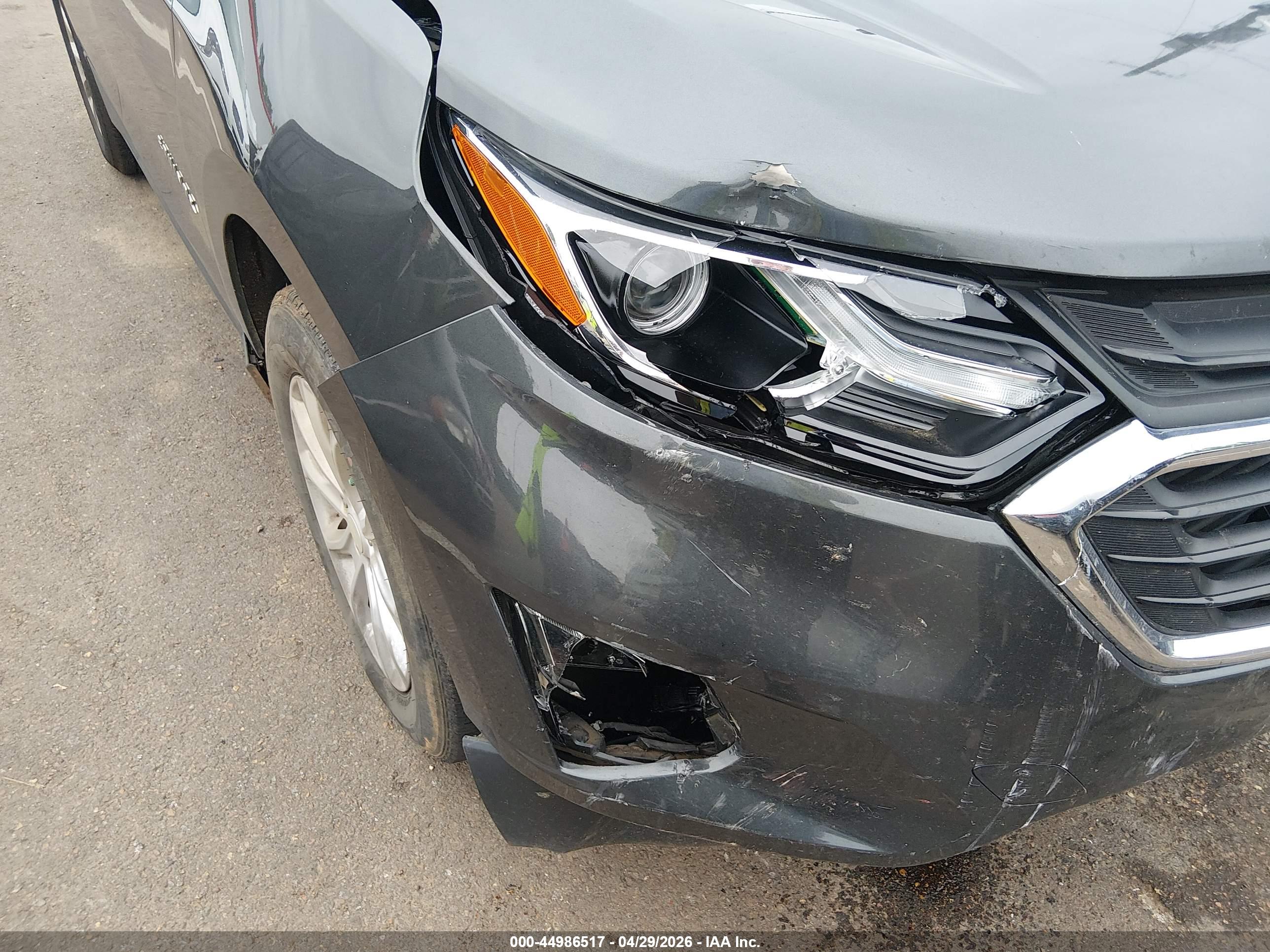 CHEVROLET EQUINOX image 6