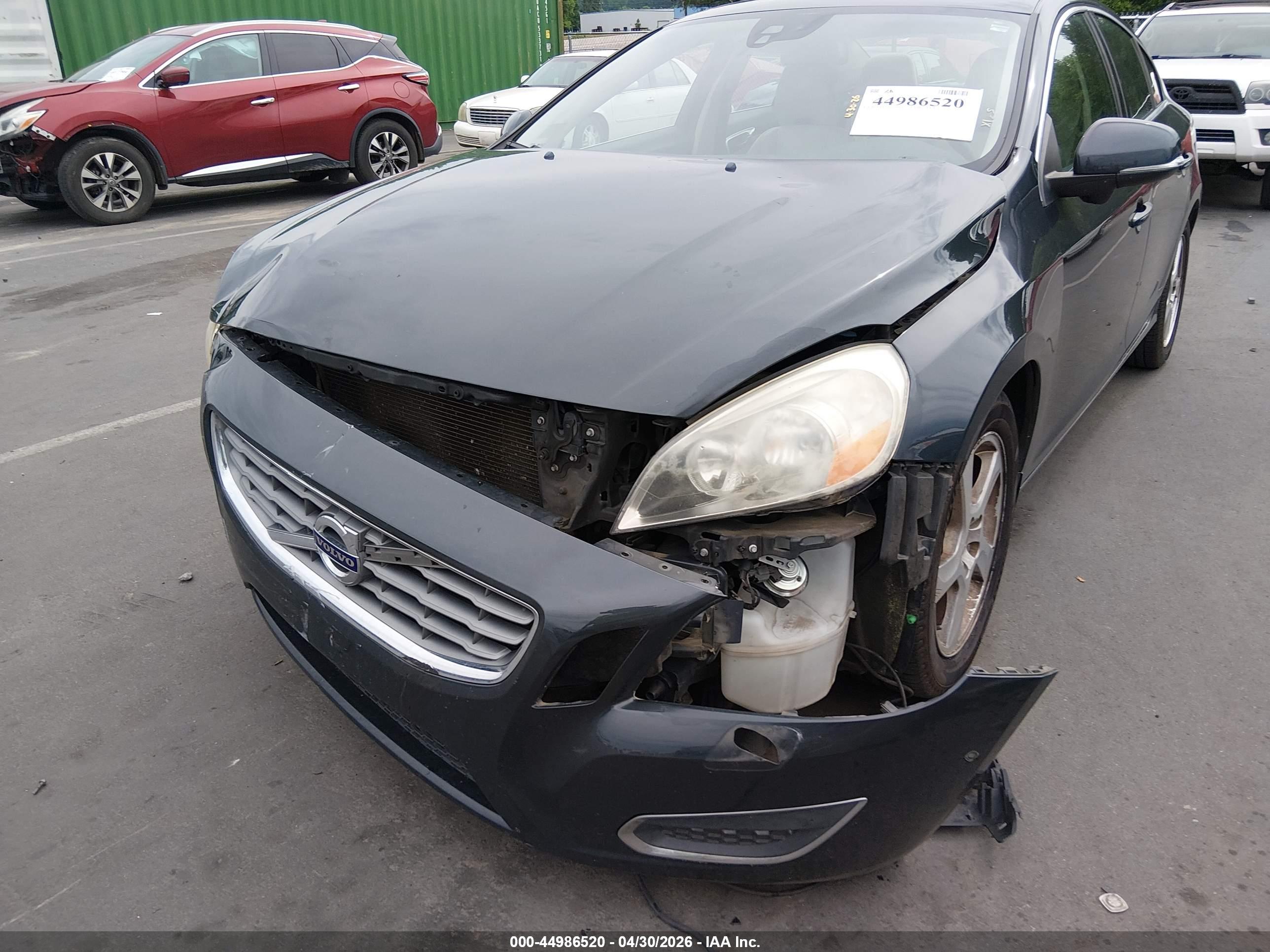 VOLVO S60 image 6