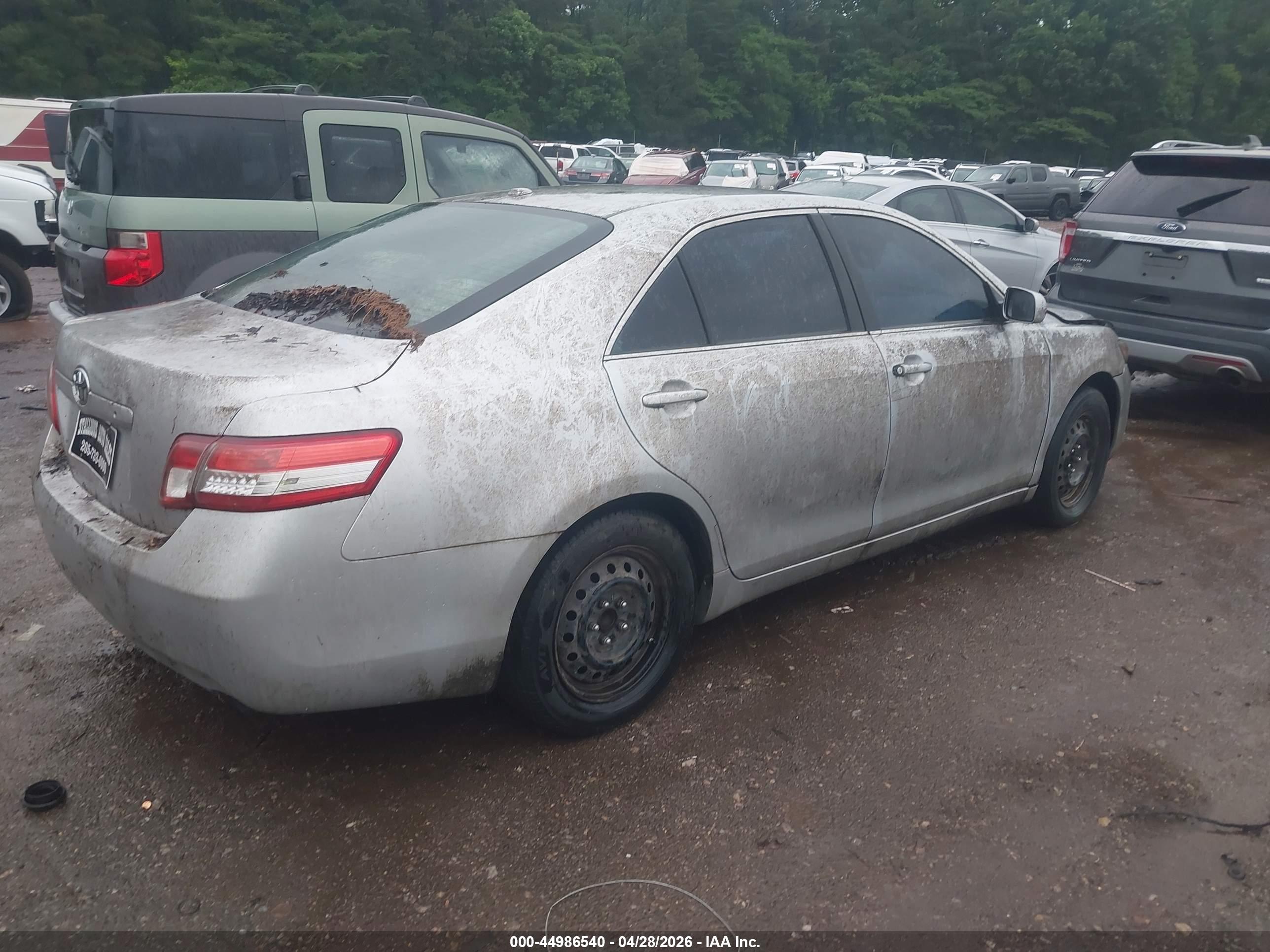 TOYOTA CAMRY image 4
