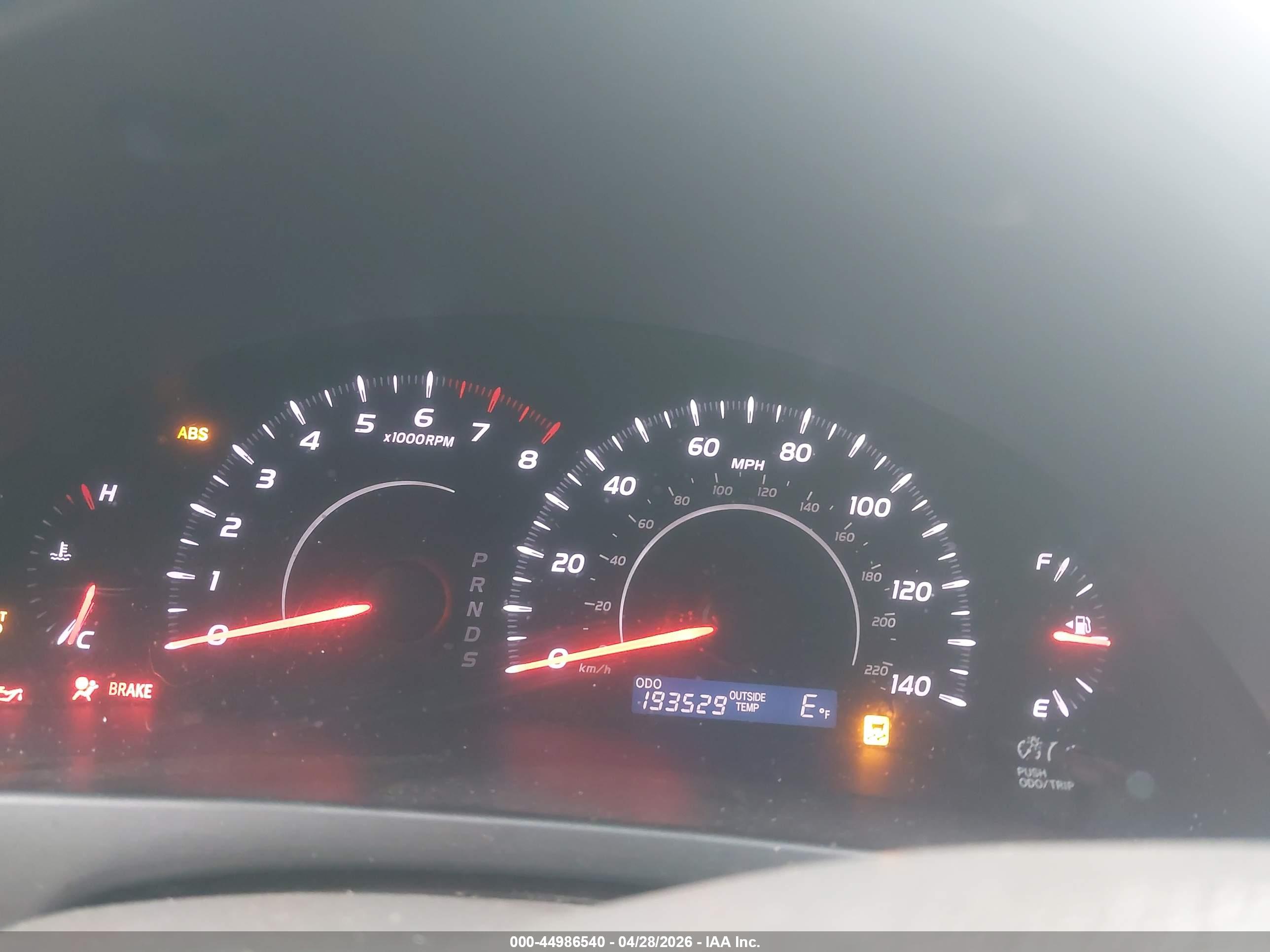 TOYOTA CAMRY image 7