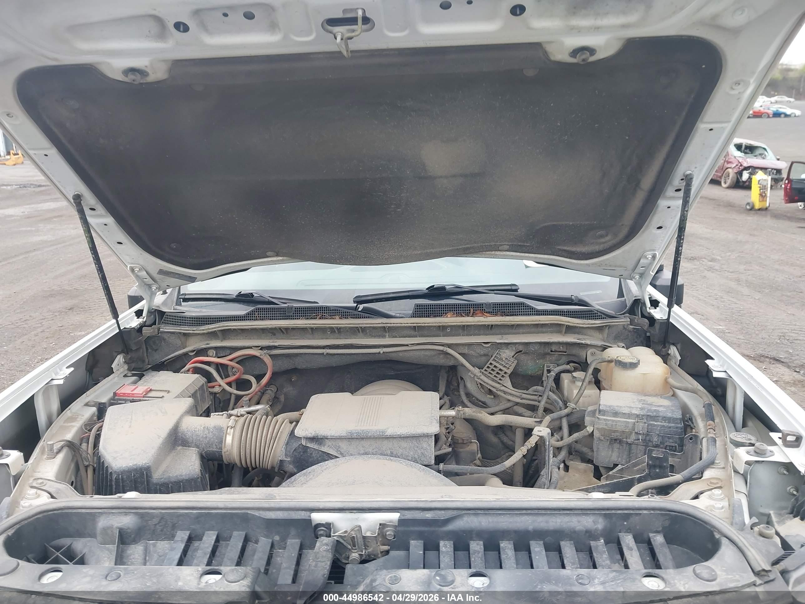 CHEVROLET SILVERADO image 10
