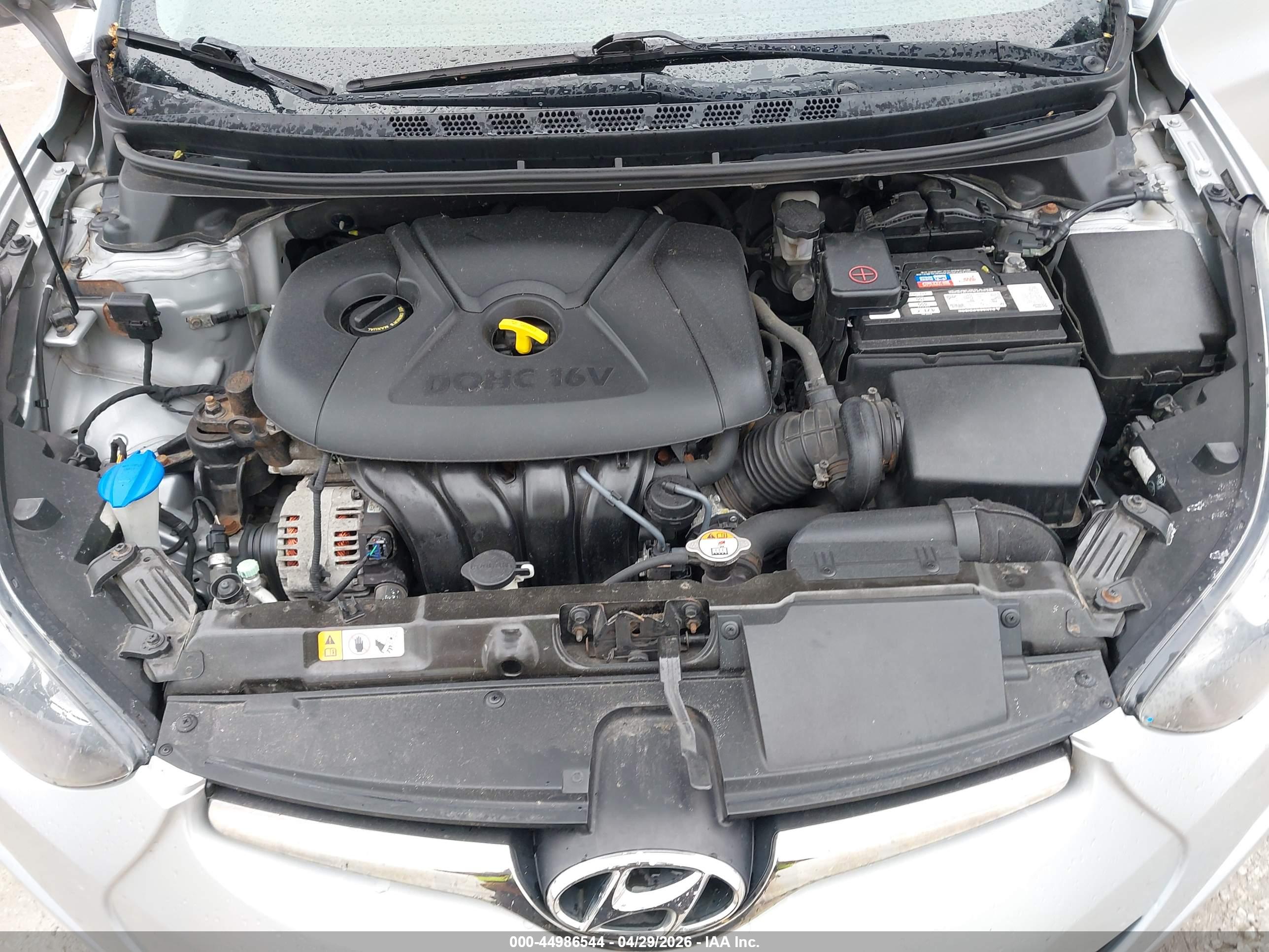 HYUNDAI ELANTRA image 10