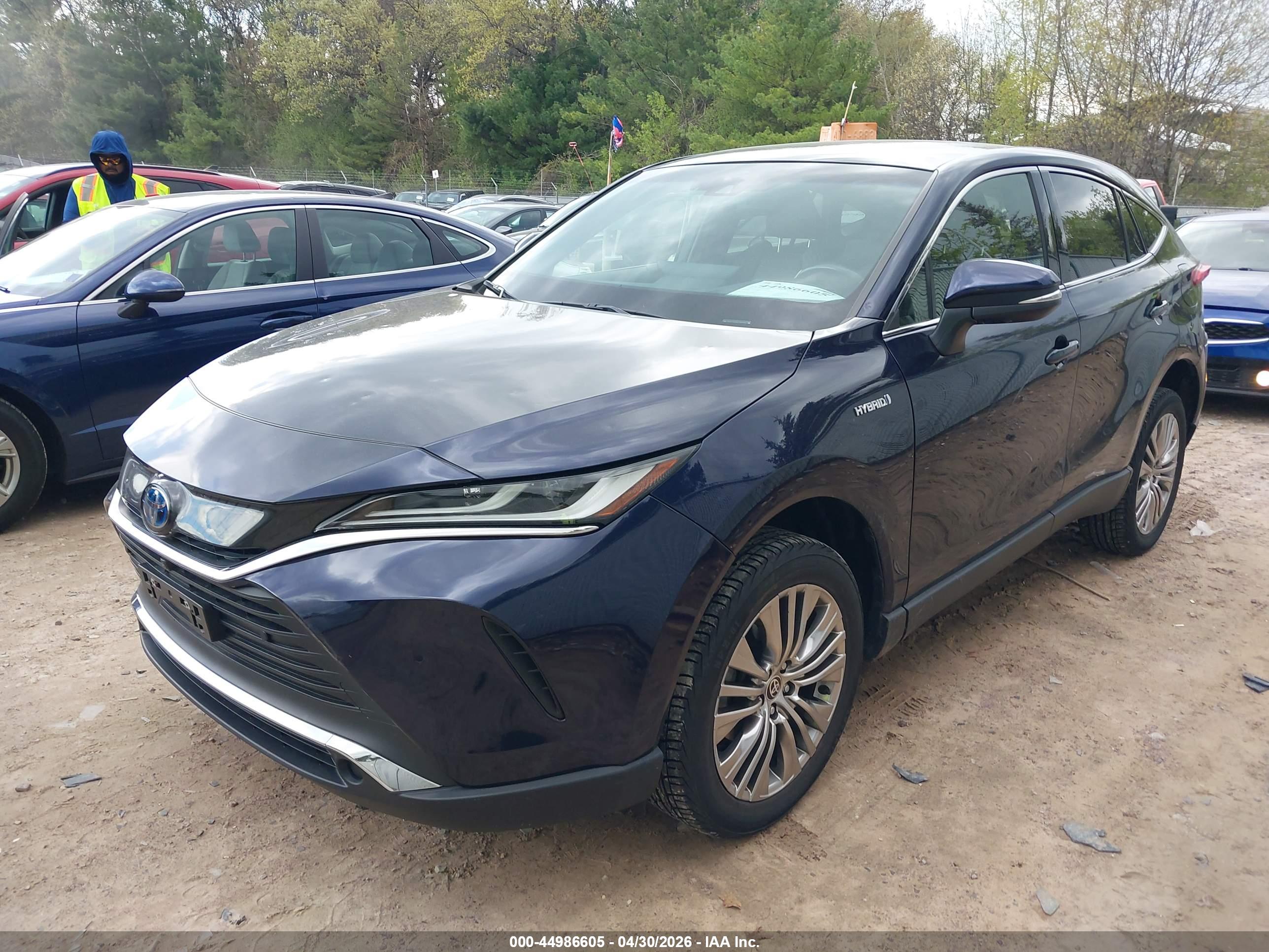TOYOTA VENZA image 2