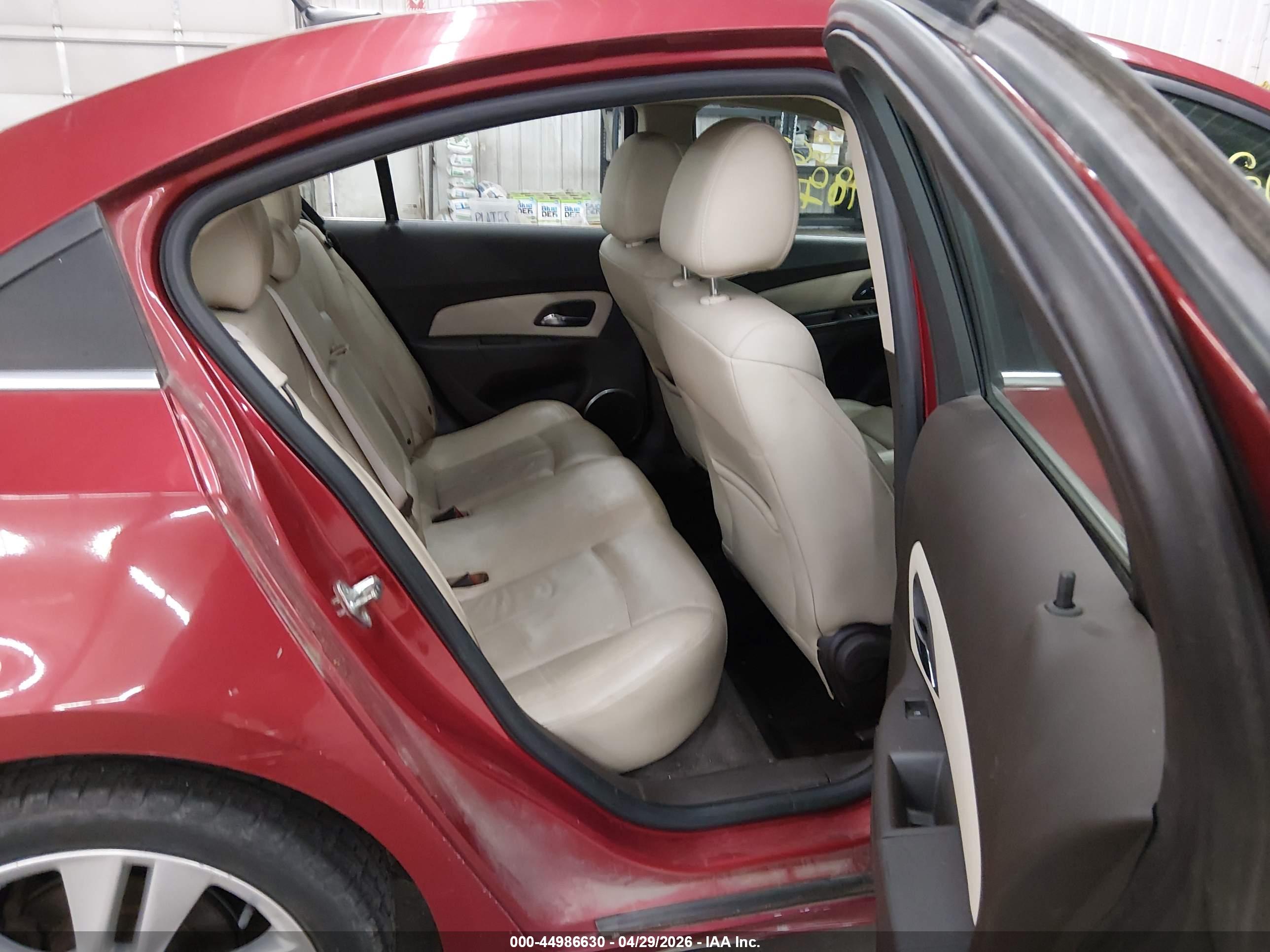 CHEVROLET CRUZE image 8