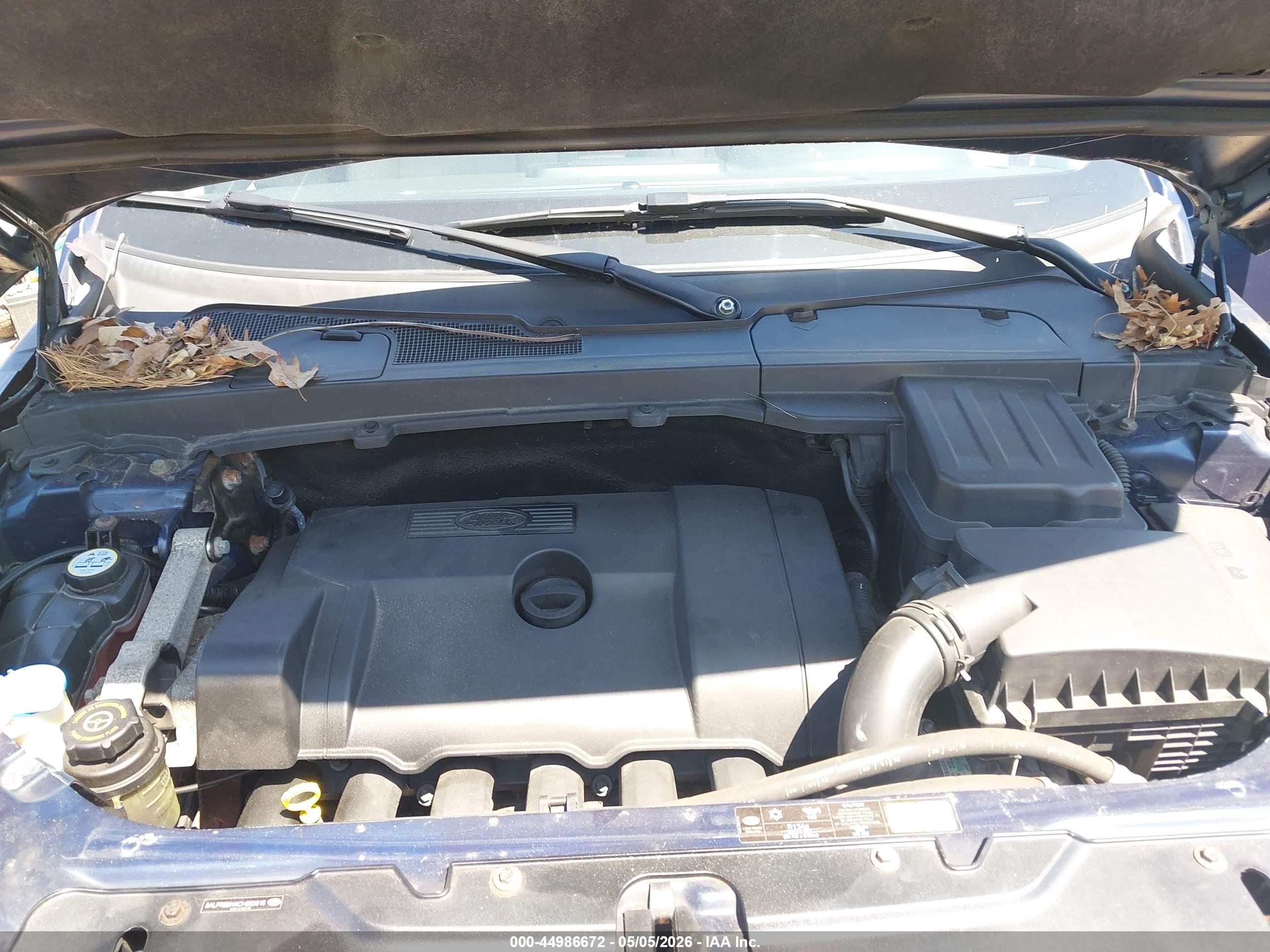 LAND ROVER image 10