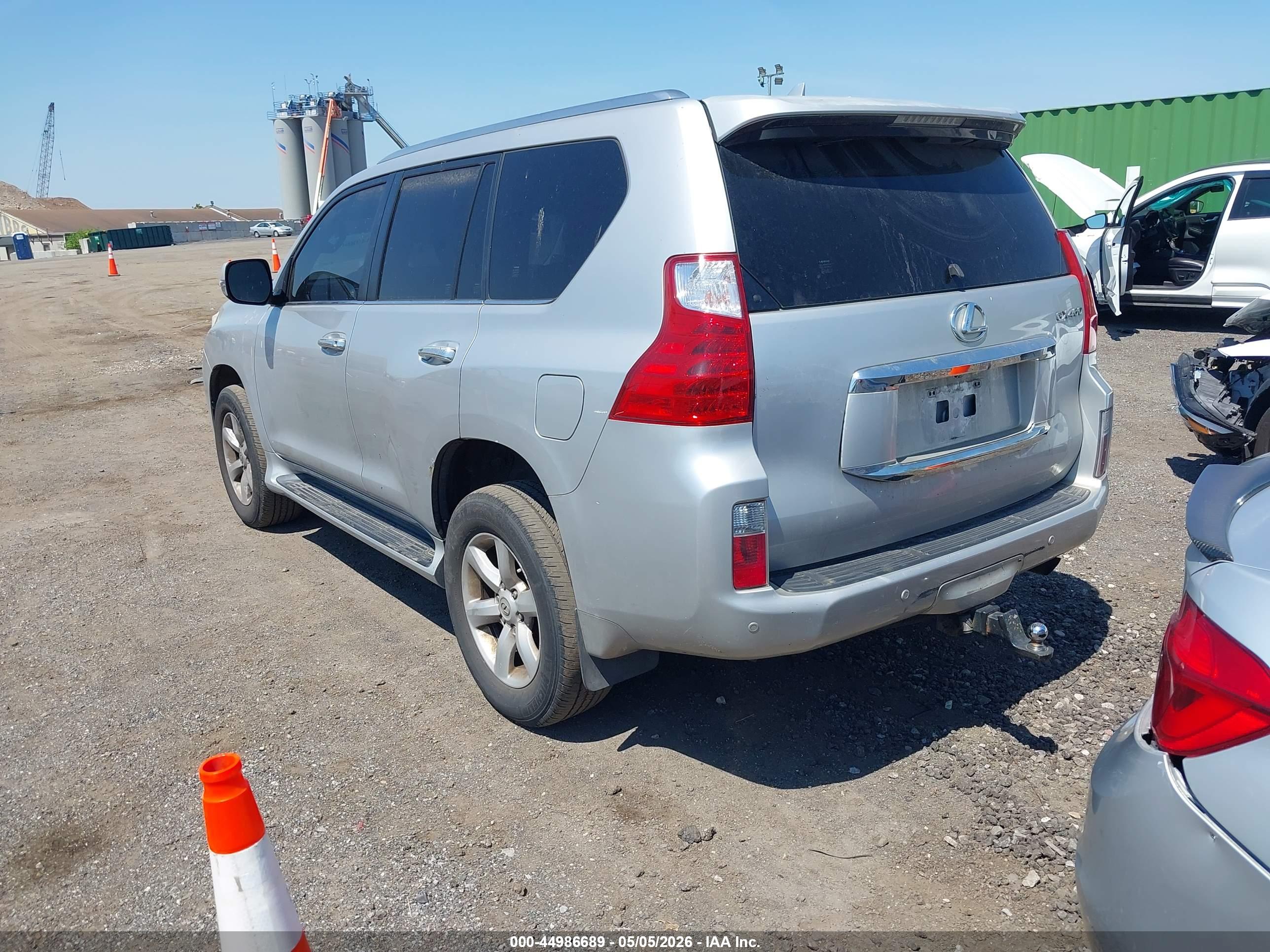LEXUS GX image 3