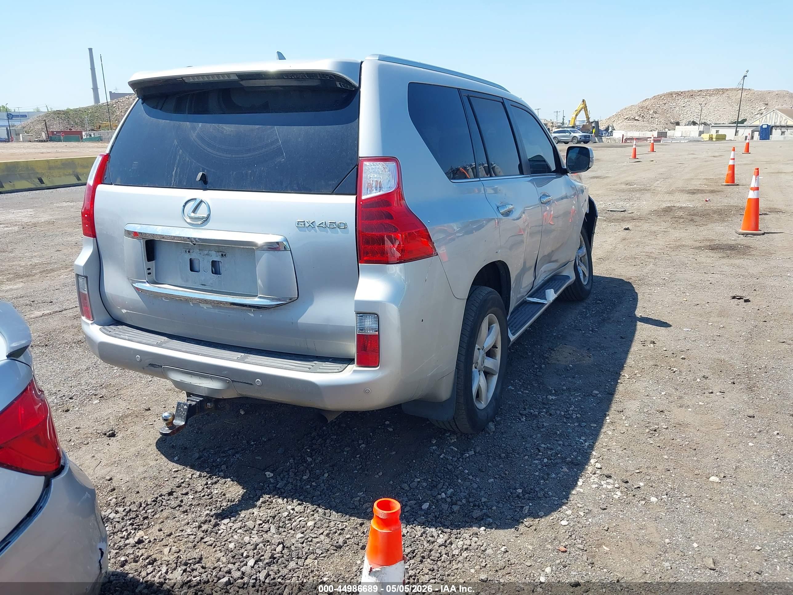 LEXUS GX image 4