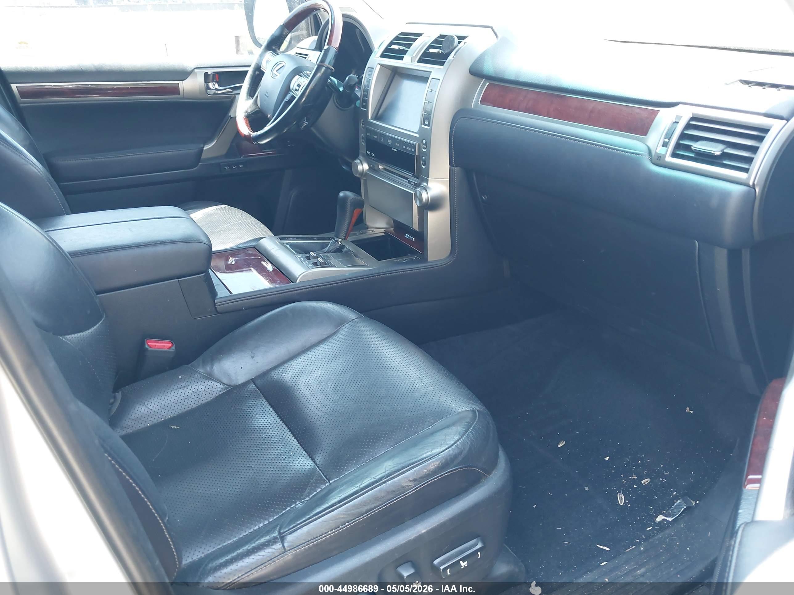 LEXUS GX image 5