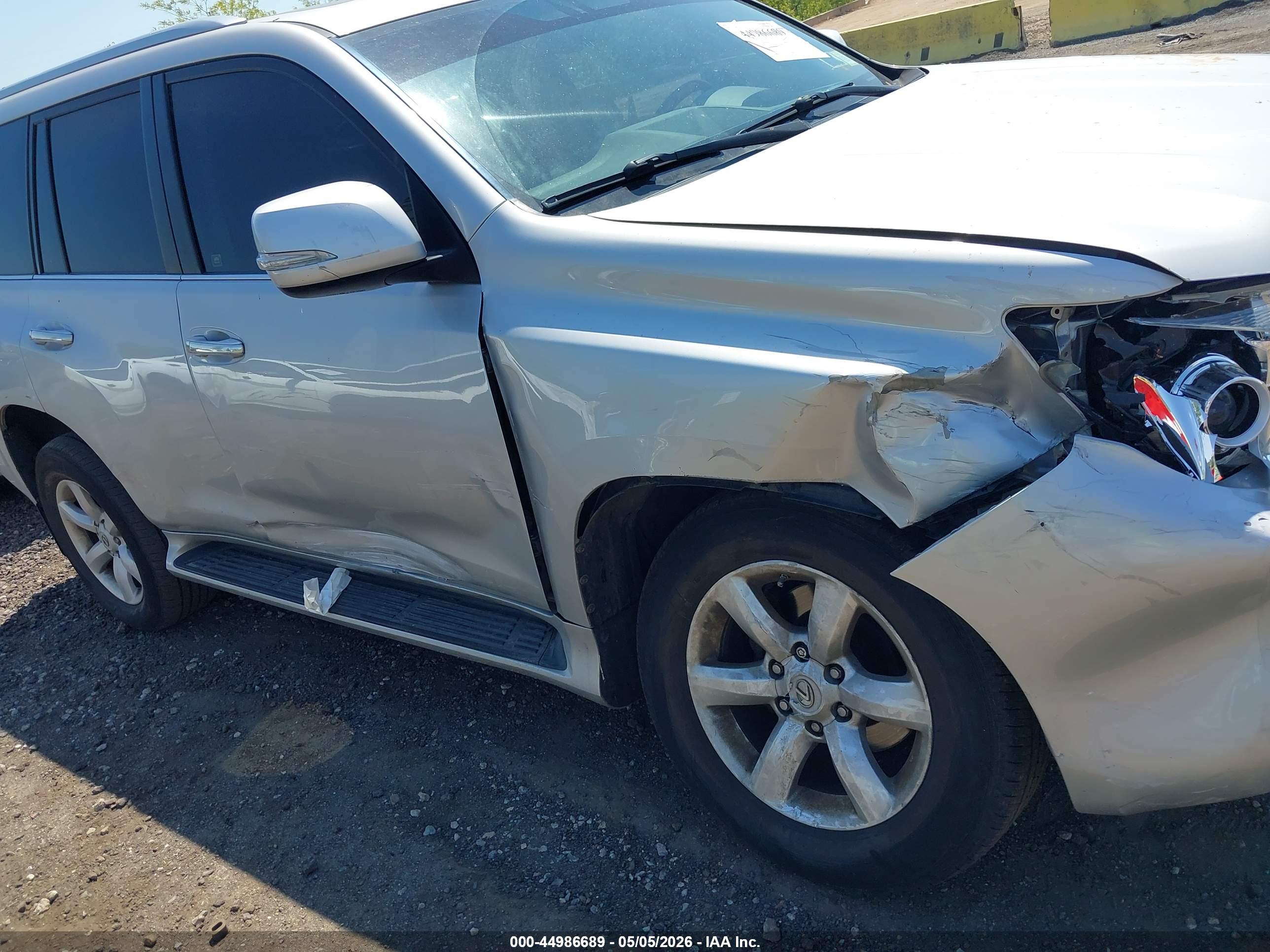 LEXUS GX image 6