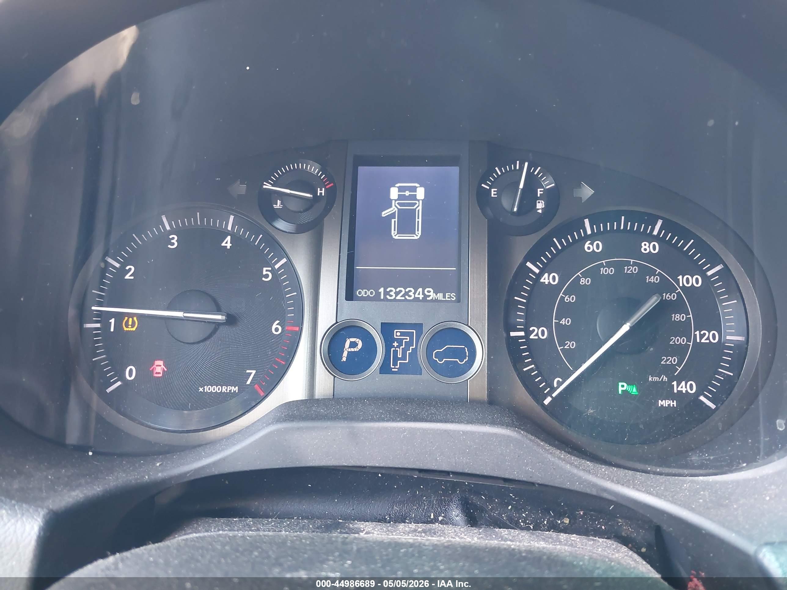 LEXUS GX image 7