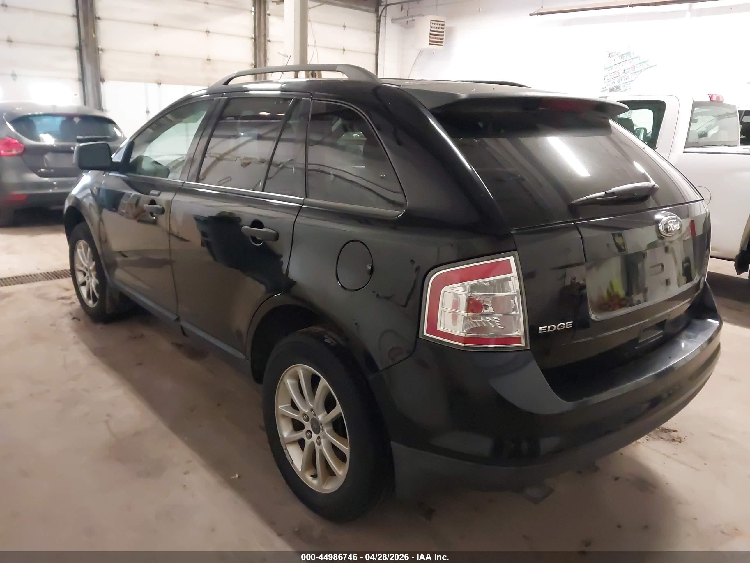 FORD EDGE image 3
