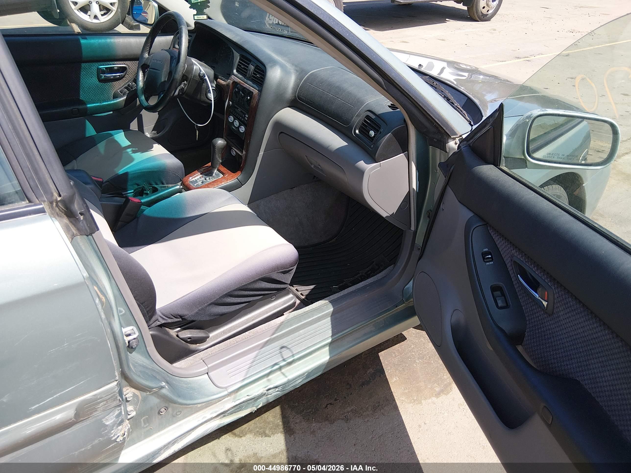 SUBARU LEGACY image 5
