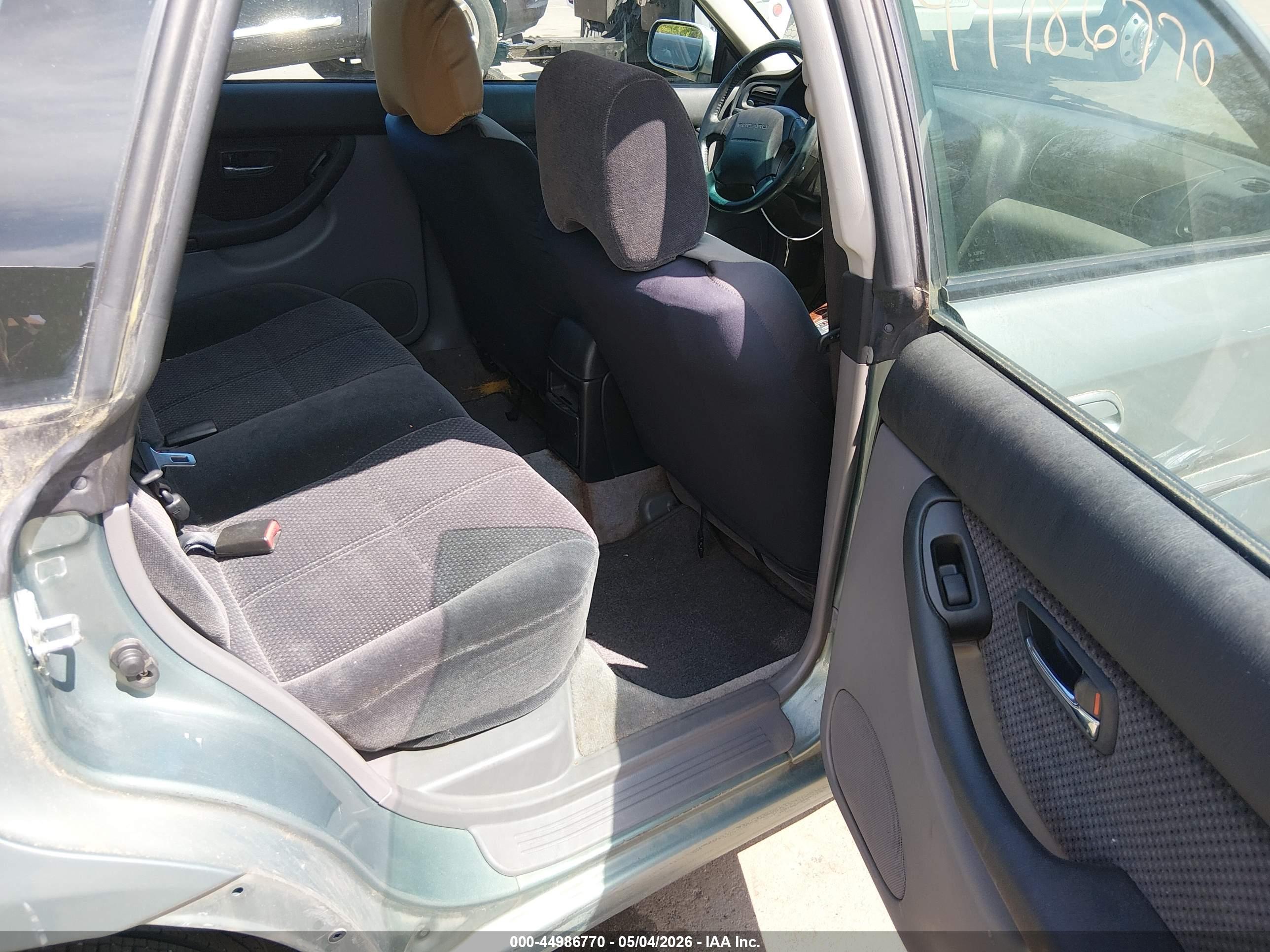 SUBARU LEGACY image 8