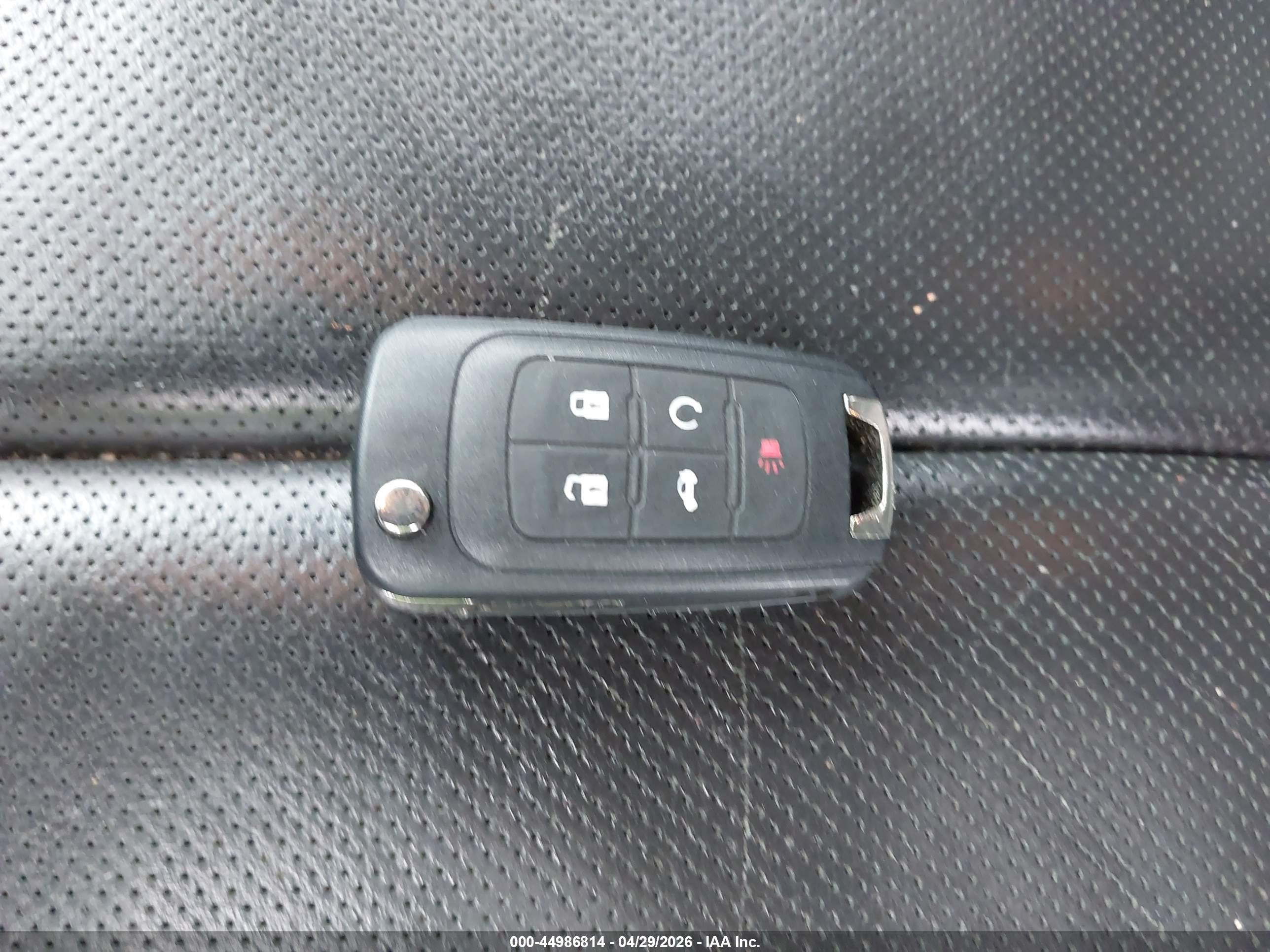GMC TERRAIN image 11