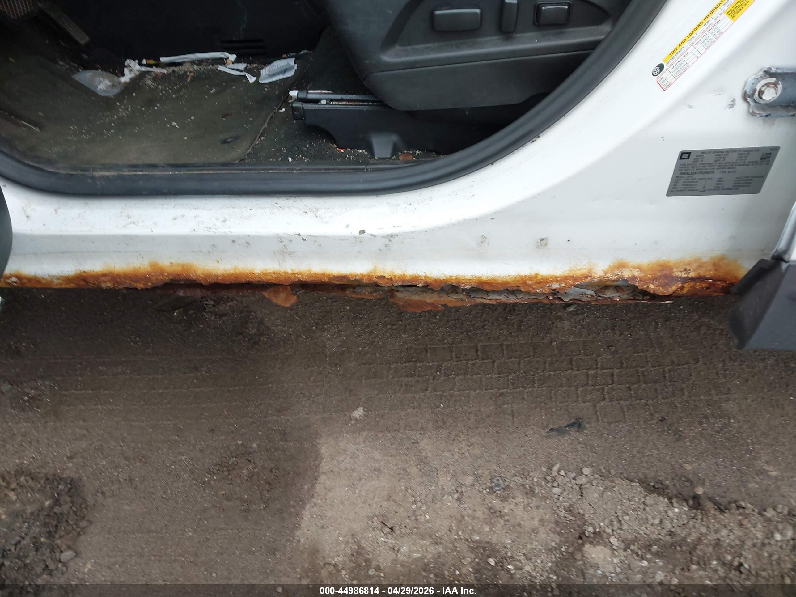 GMC TERRAIN image 6