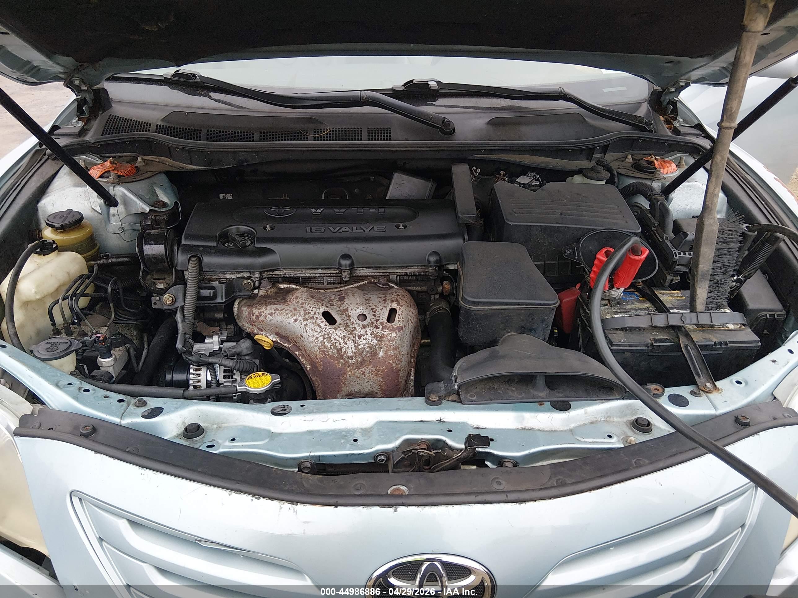 TOYOTA CAMRY image 10
