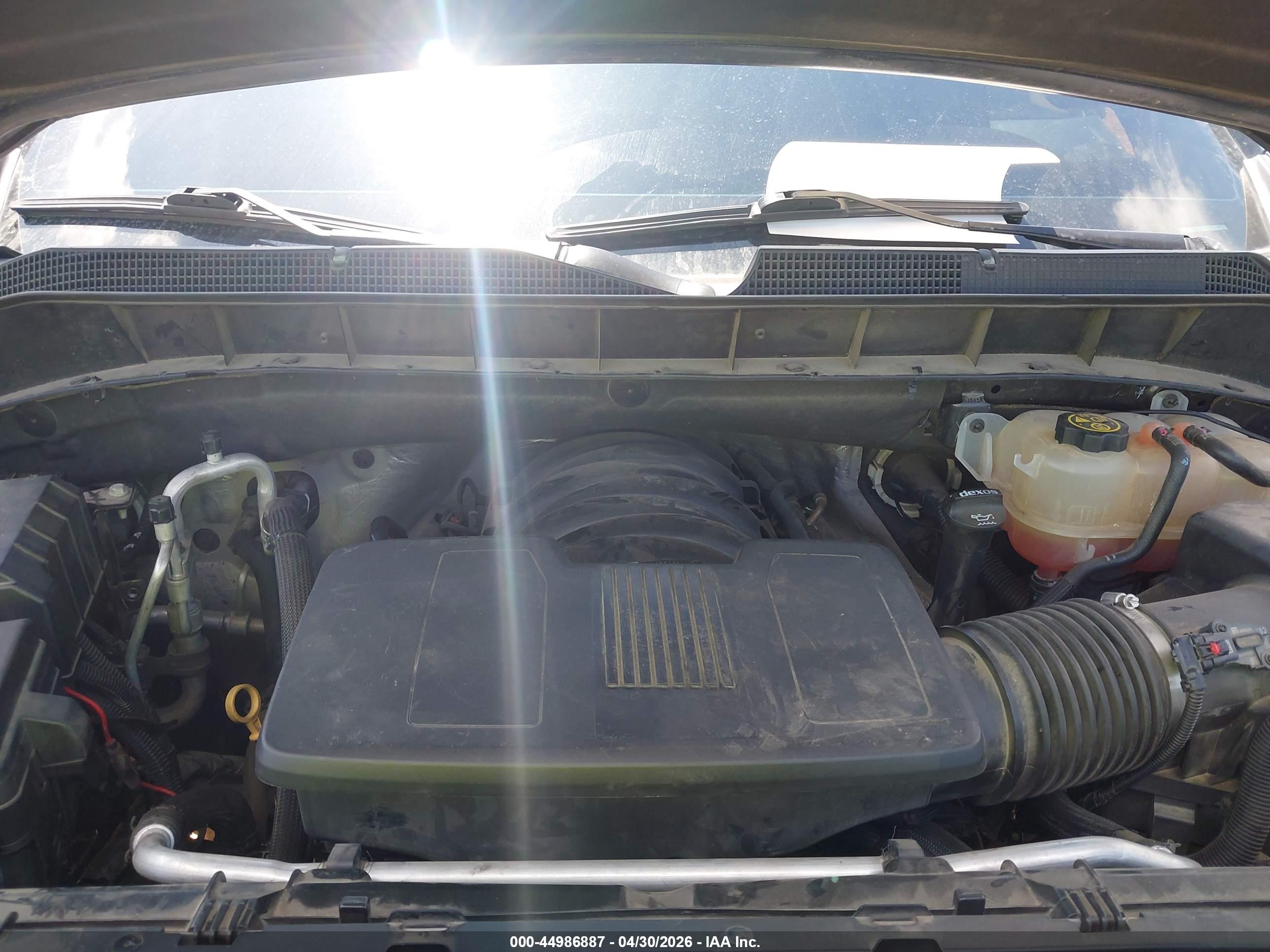 CHEVROLET SILVERADO image 10