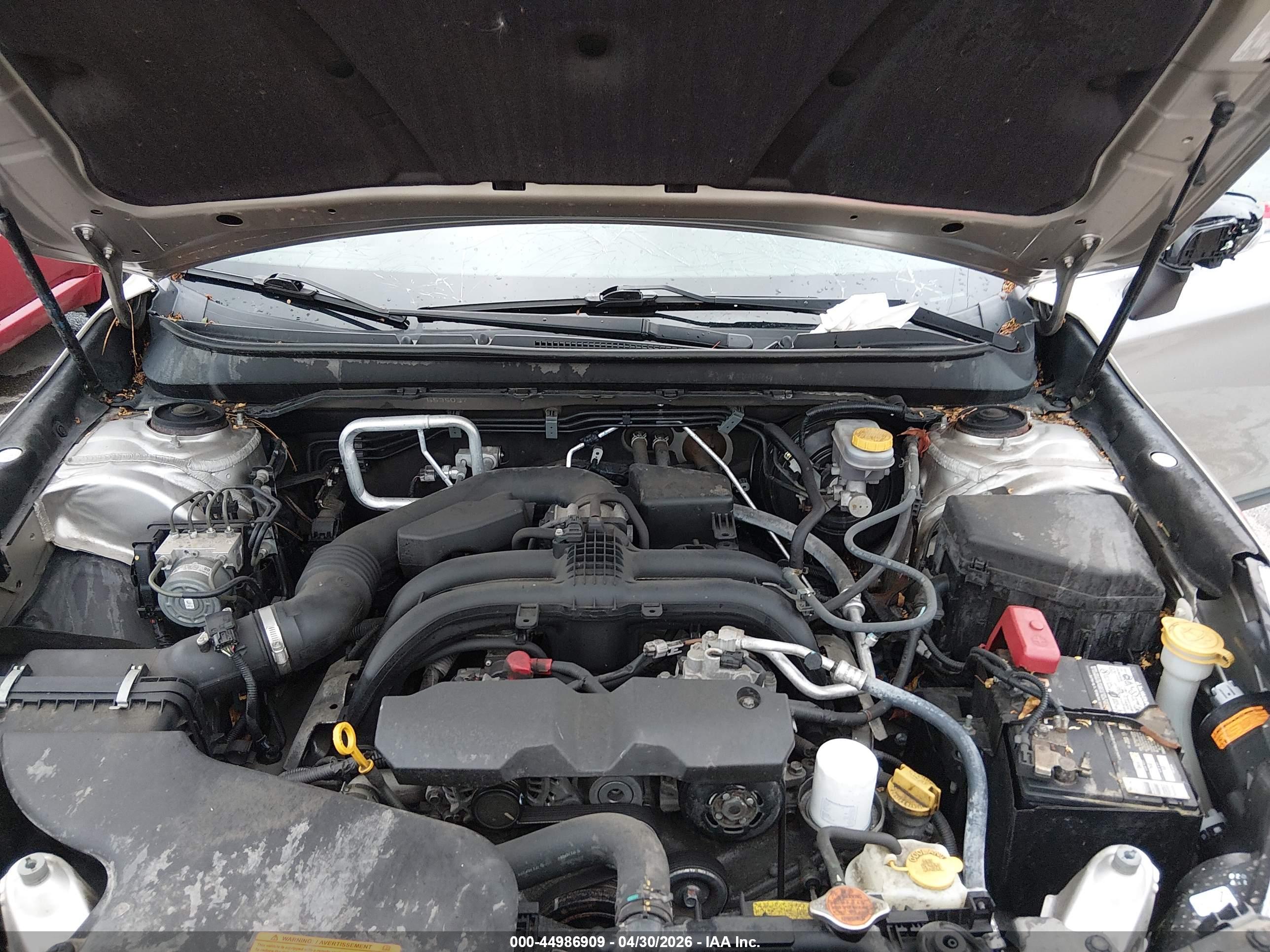 SUBARU OUTBACK image 10