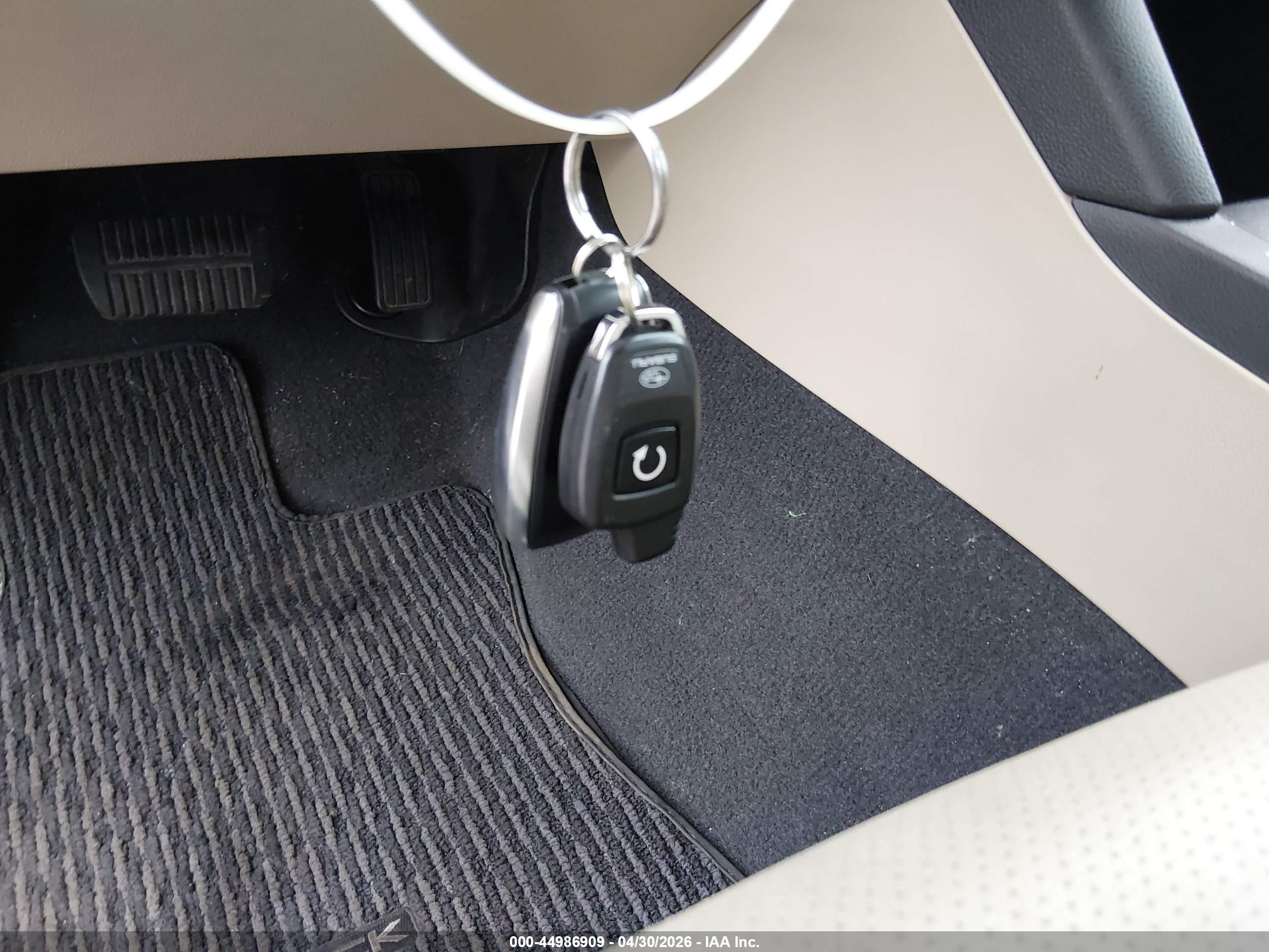SUBARU OUTBACK image 11