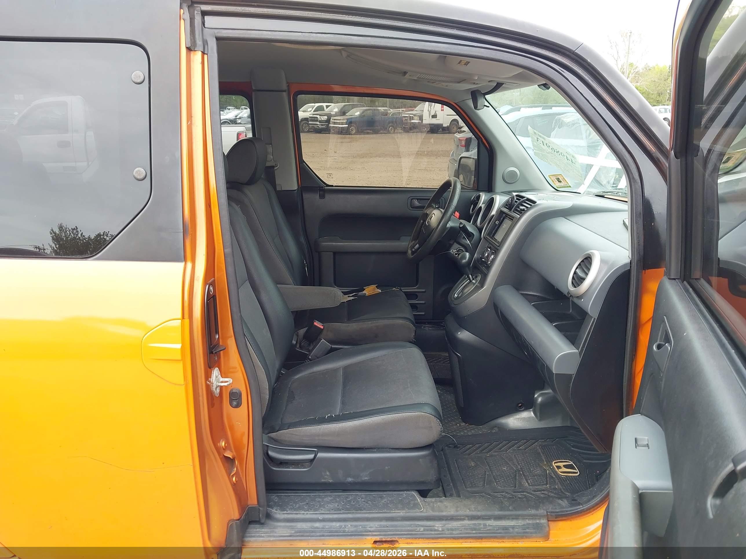 HONDA ELEMENT image 5