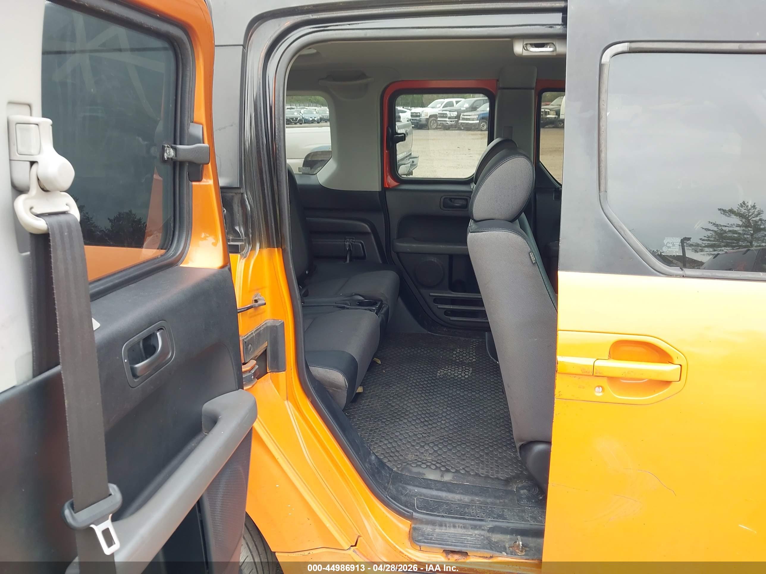 HONDA ELEMENT image 8