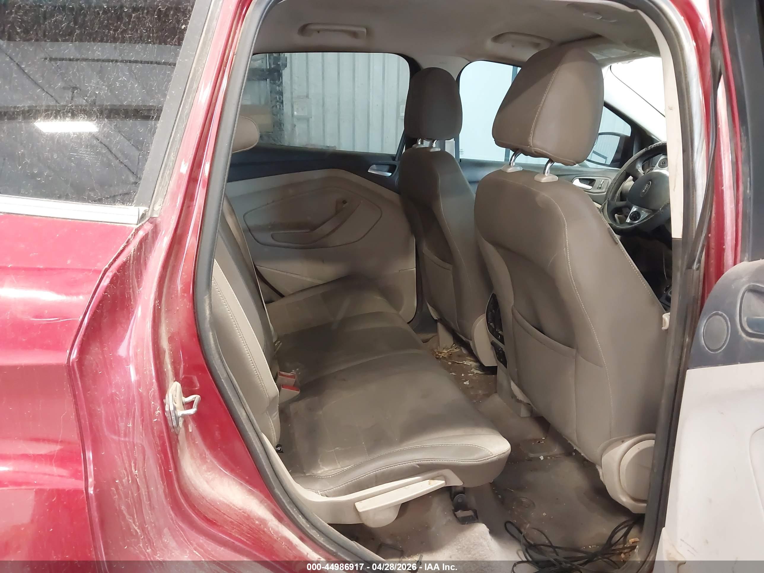 FORD ESCAPE image 8