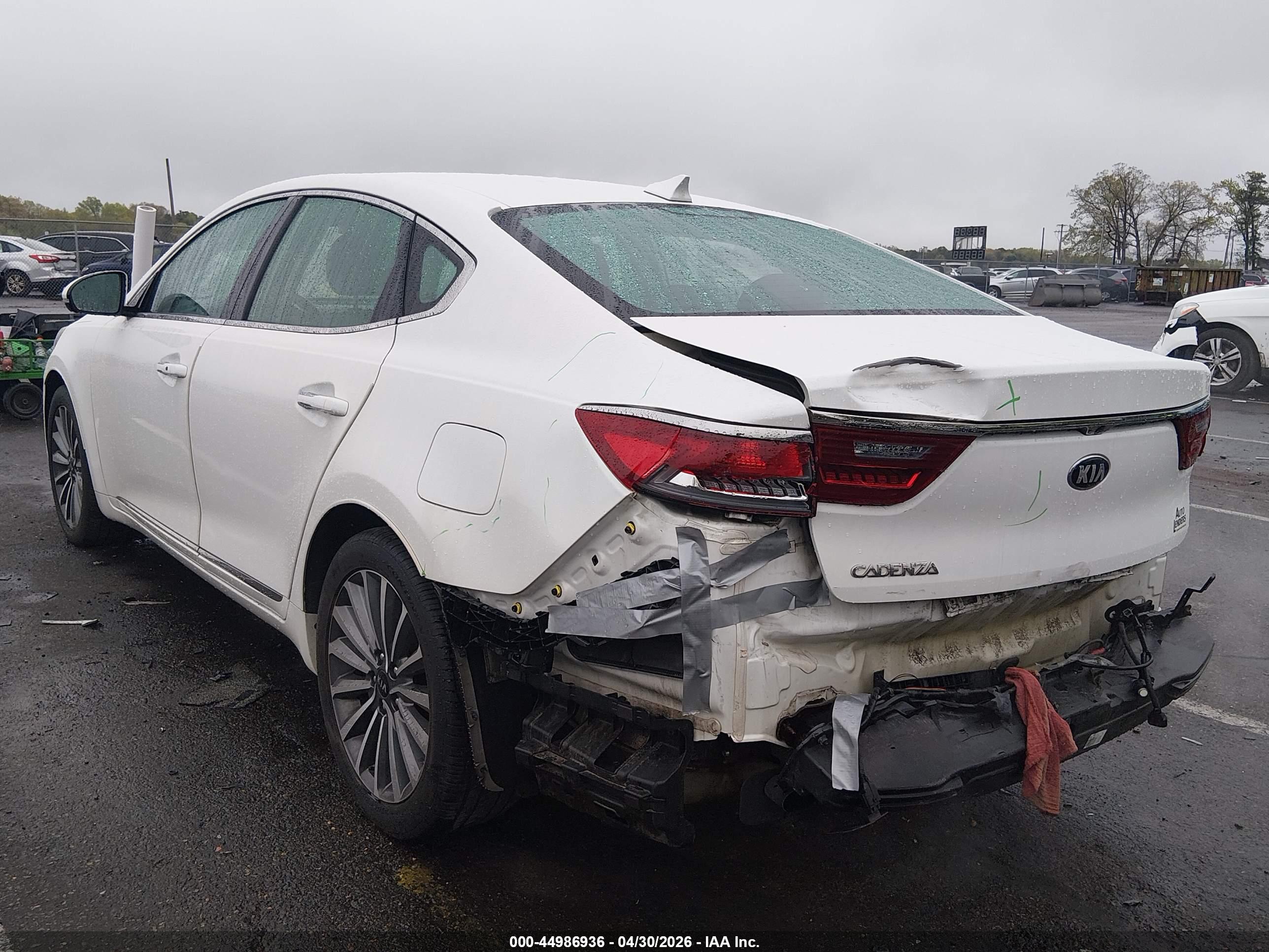 KIA CADENZA image 3