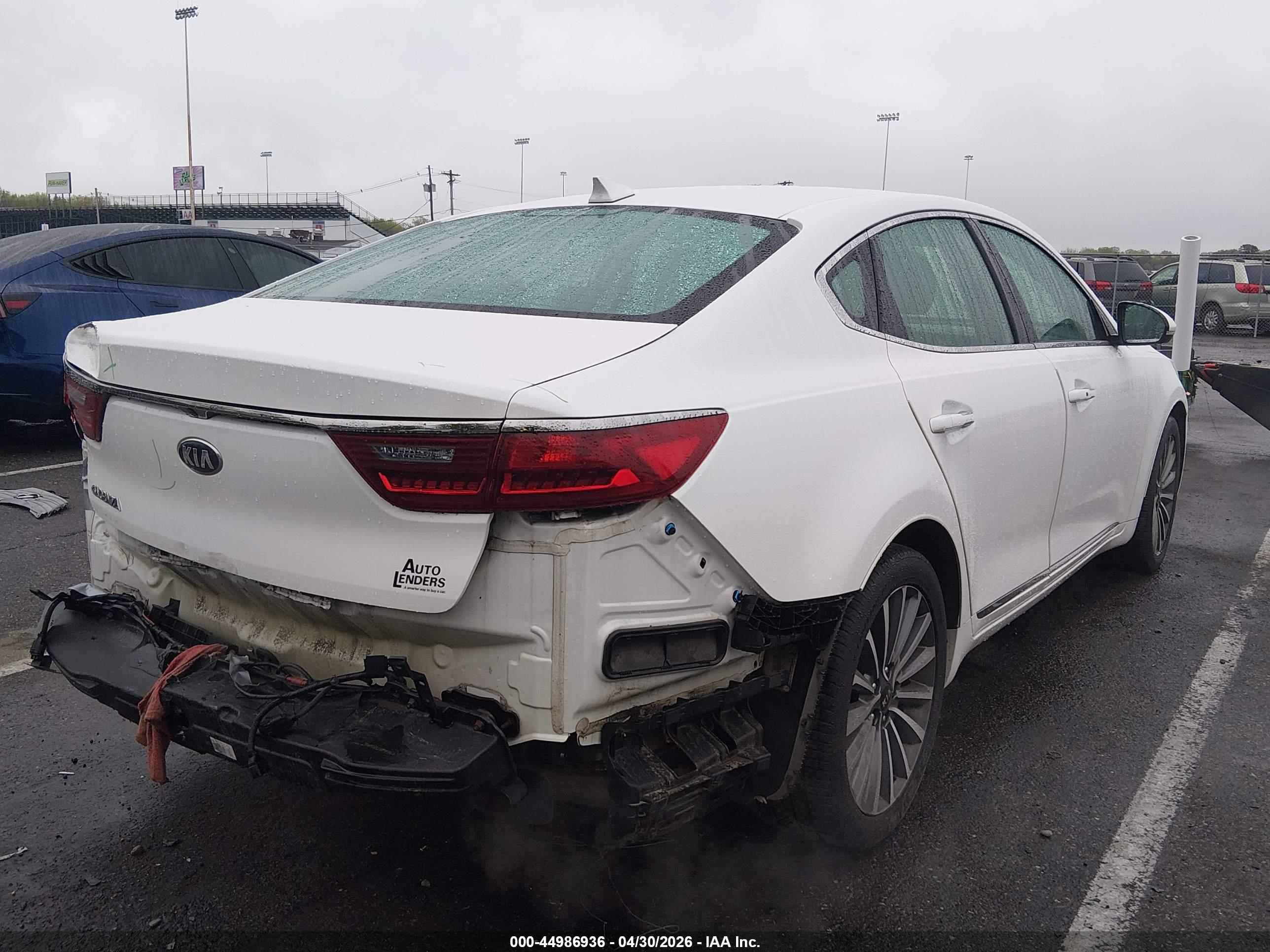 KIA CADENZA image 4